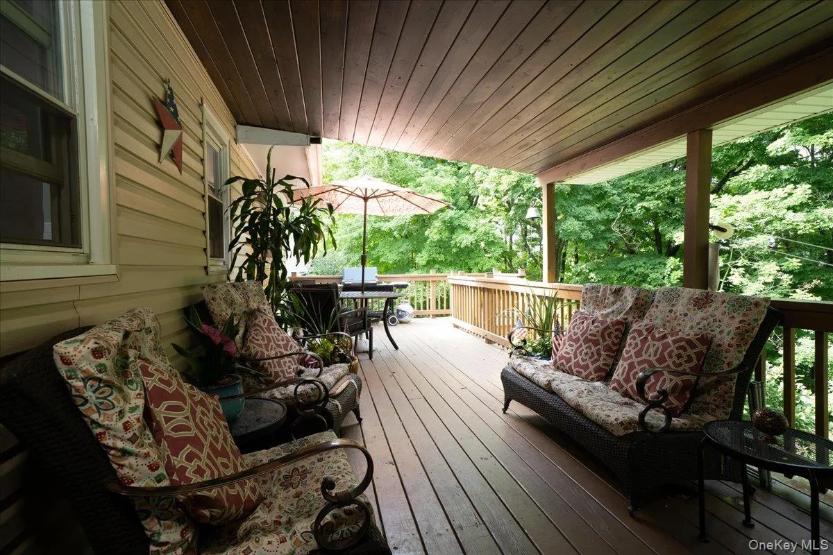 30 Laura Road, Monroe, NY, 3 Bedrooms Bedrooms, 8 Rooms Rooms,3 BathroomsBathrooms,Residential,For Rent,Laura,0,1040813 30 Laura Road, Monroe, NY, 3 Bedrooms Bedrooms, 8 Rooms Rooms,3 BathroomsBathrooms,Residential,For Rent,Laura,0,1040813