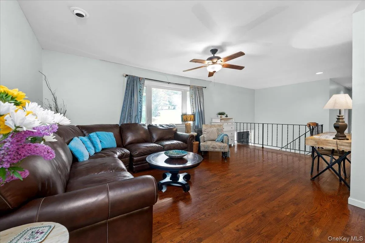30 Laura Road, Monroe, NY, 3 Bedrooms Bedrooms, 8 Rooms Rooms,3 BathroomsBathrooms,Residential,For Rent,Laura,0,1040813 30 Laura Road, Monroe, NY, 3 Bedrooms Bedrooms, 8 Rooms Rooms,3 BathroomsBathrooms,Residential,For Rent,Laura,0,1040813