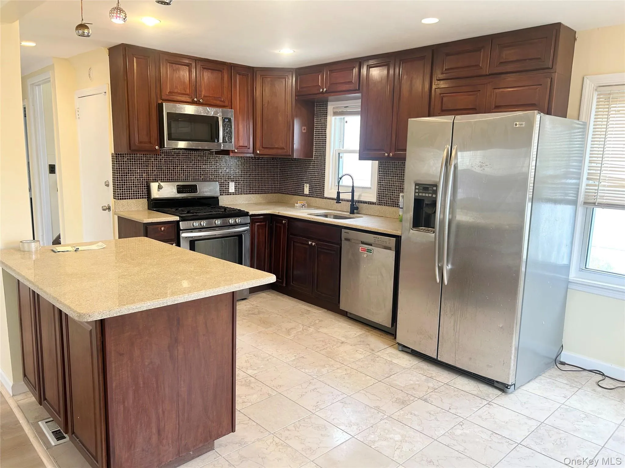 7630 266th Street, New York, NY, 4 Bedrooms Bedrooms, 7 Rooms Rooms,2 BathroomsBathrooms,Residential Lease,For Rent,266th,0,1040815 7630 266th Street, New York, NY, 4 Bedrooms Bedrooms, 7 Rooms Rooms,2 BathroomsBathrooms,Residential Lease,For Rent,266th,0,1040815