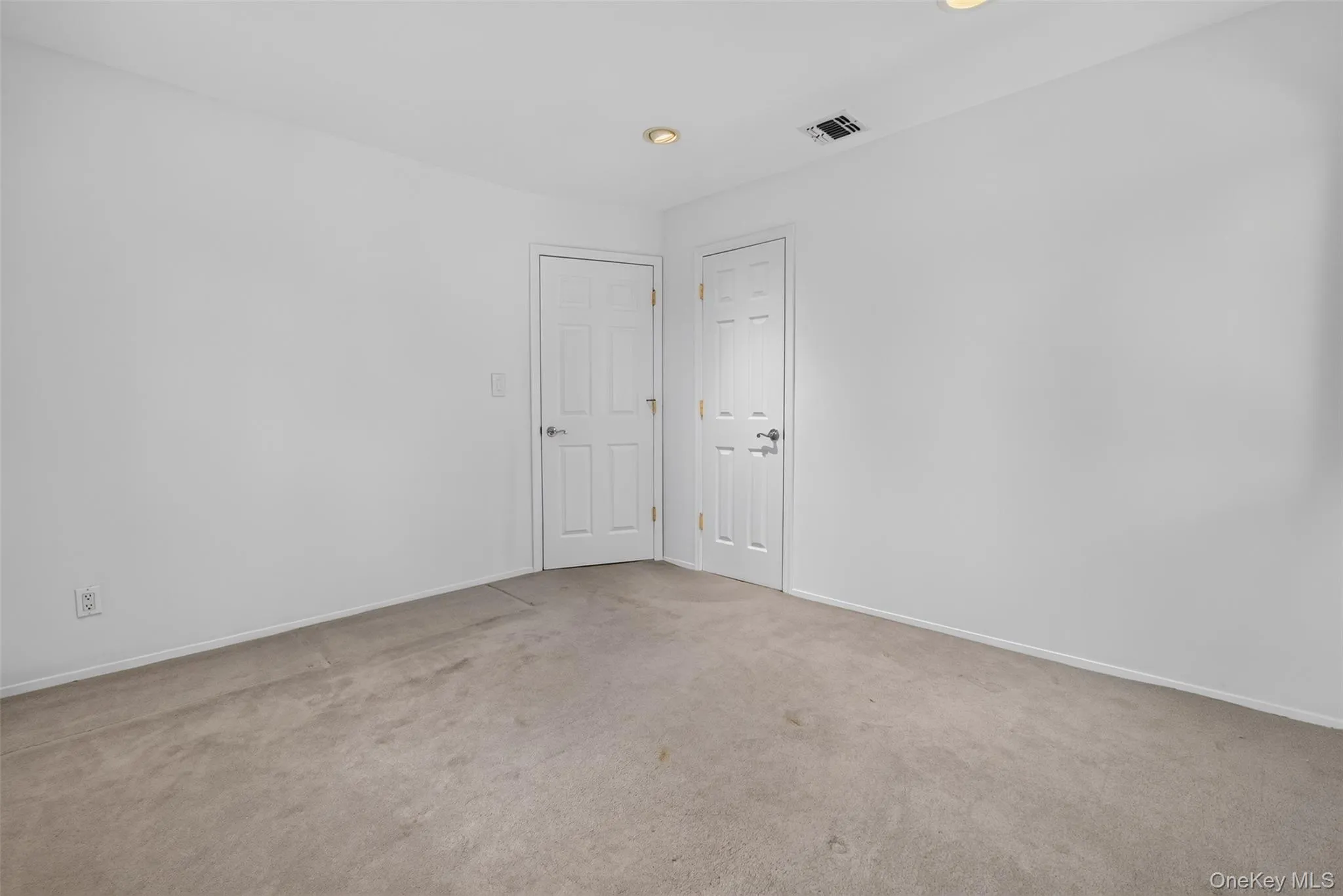 68 Briarwood Lane, Oyster Bay, NY, 3 Bedrooms Bedrooms, 6 Rooms Rooms,2 BathroomsBathrooms,Residential,For Rent,Briarwood,0,1040816 68 Briarwood Lane, Oyster Bay, NY, 3 Bedrooms Bedrooms, 6 Rooms Rooms,2 BathroomsBathrooms,Residential,For Rent,Briarwood,0,1040816
