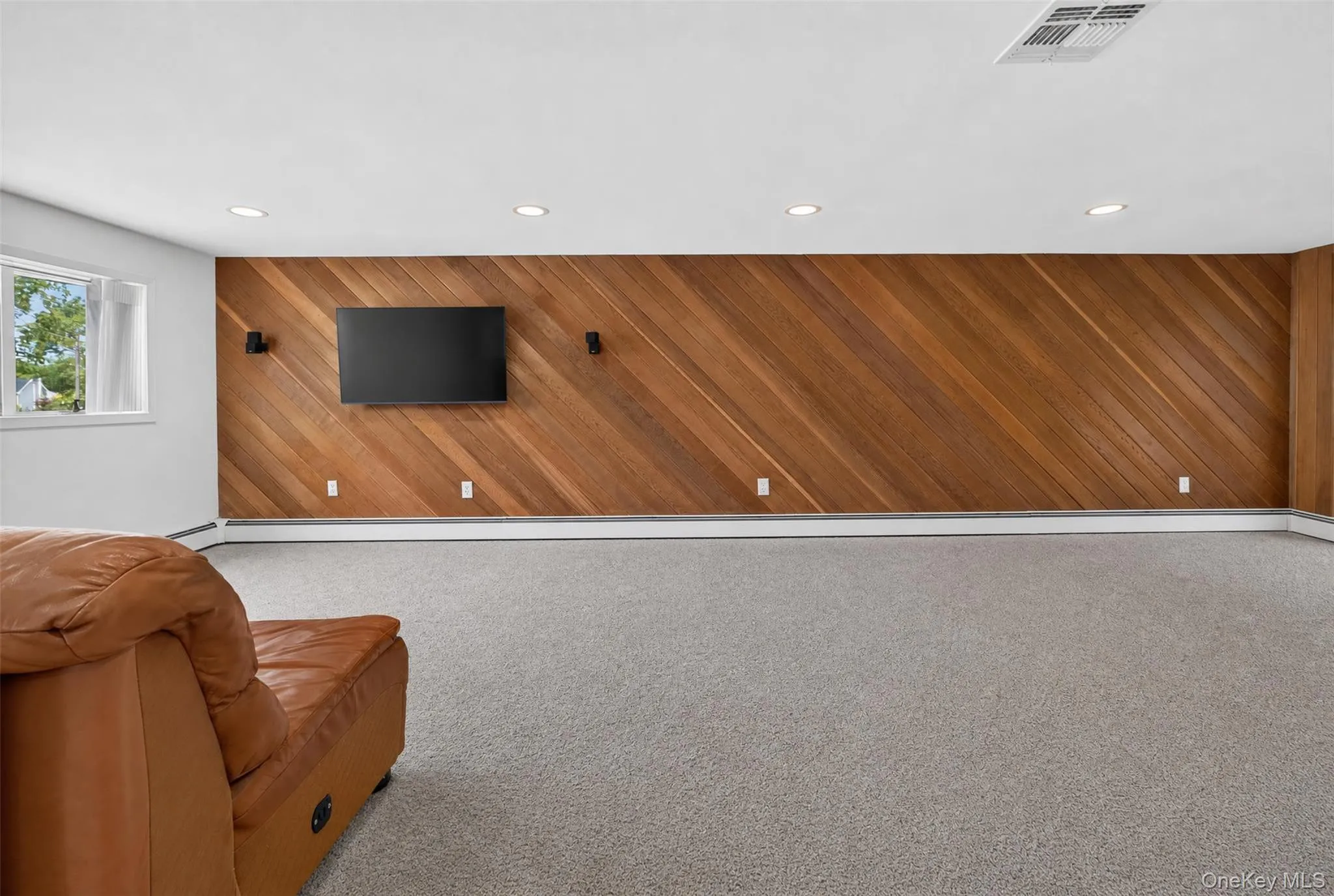 68 Briarwood Lane, Oyster Bay, NY, 3 Bedrooms Bedrooms, 6 Rooms Rooms,2 BathroomsBathrooms,Residential,For Rent,Briarwood,0,1040816 68 Briarwood Lane, Oyster Bay, NY, 3 Bedrooms Bedrooms, 6 Rooms Rooms,2 BathroomsBathrooms,Residential,For Rent,Briarwood,0,1040816