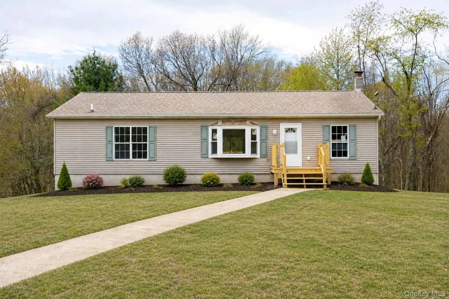 83 Weaver Road, Livingston, NY, 3 Bedrooms Bedrooms, 7 Rooms Rooms,2 BathroomsBathrooms,Residential,For Rent,Weaver,0,1040822 83 Weaver Road, Livingston, NY, 3 Bedrooms Bedrooms, 7 Rooms Rooms,2 BathroomsBathrooms,Residential,For Rent,Weaver,0,1040822