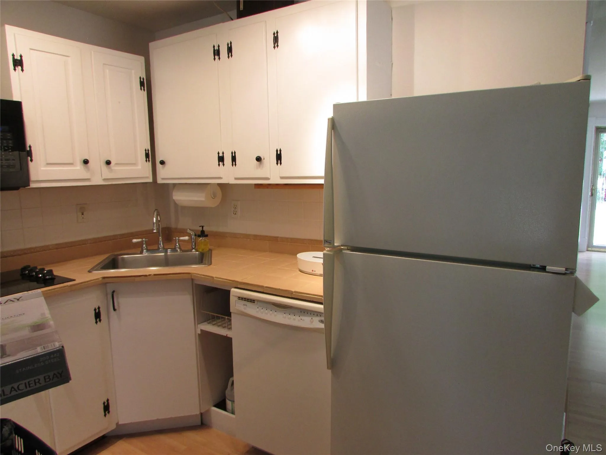 23 Howard Street, Cornwall, NY, 1 Bedroom Bedrooms, 4 Room Rooms,1 BathroomBathrooms,Residential Lease,For Rent,Howard,0,1040823 23 Howard Street, Cornwall, NY, 1 Bedroom Bedrooms, 4 Room Rooms,1 BathroomBathrooms,Residential Lease,For Rent,Howard,0,1040823