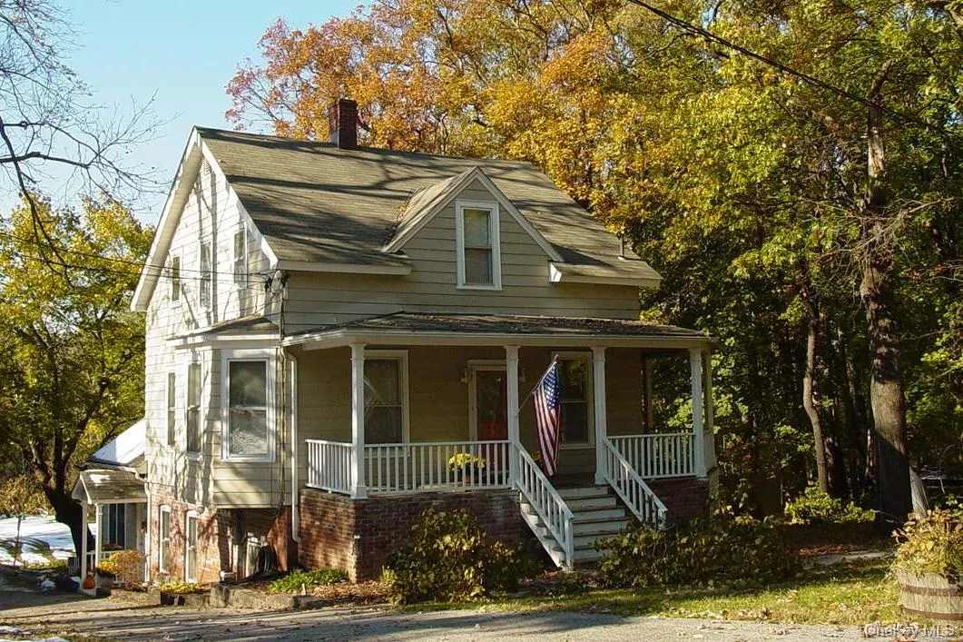 23 Howard Street, Cornwall, NY, 1 Bedroom Bedrooms, 4 Rooms Rooms,1 BathroomBathrooms,Residential Lease,For Rent,Howard,0,1040823 23 Howard Street, Cornwall, NY, 1 Bedroom Bedrooms, 4 Rooms Rooms,1 BathroomBathrooms,Residential Lease,For Rent,Howard,0,1040823