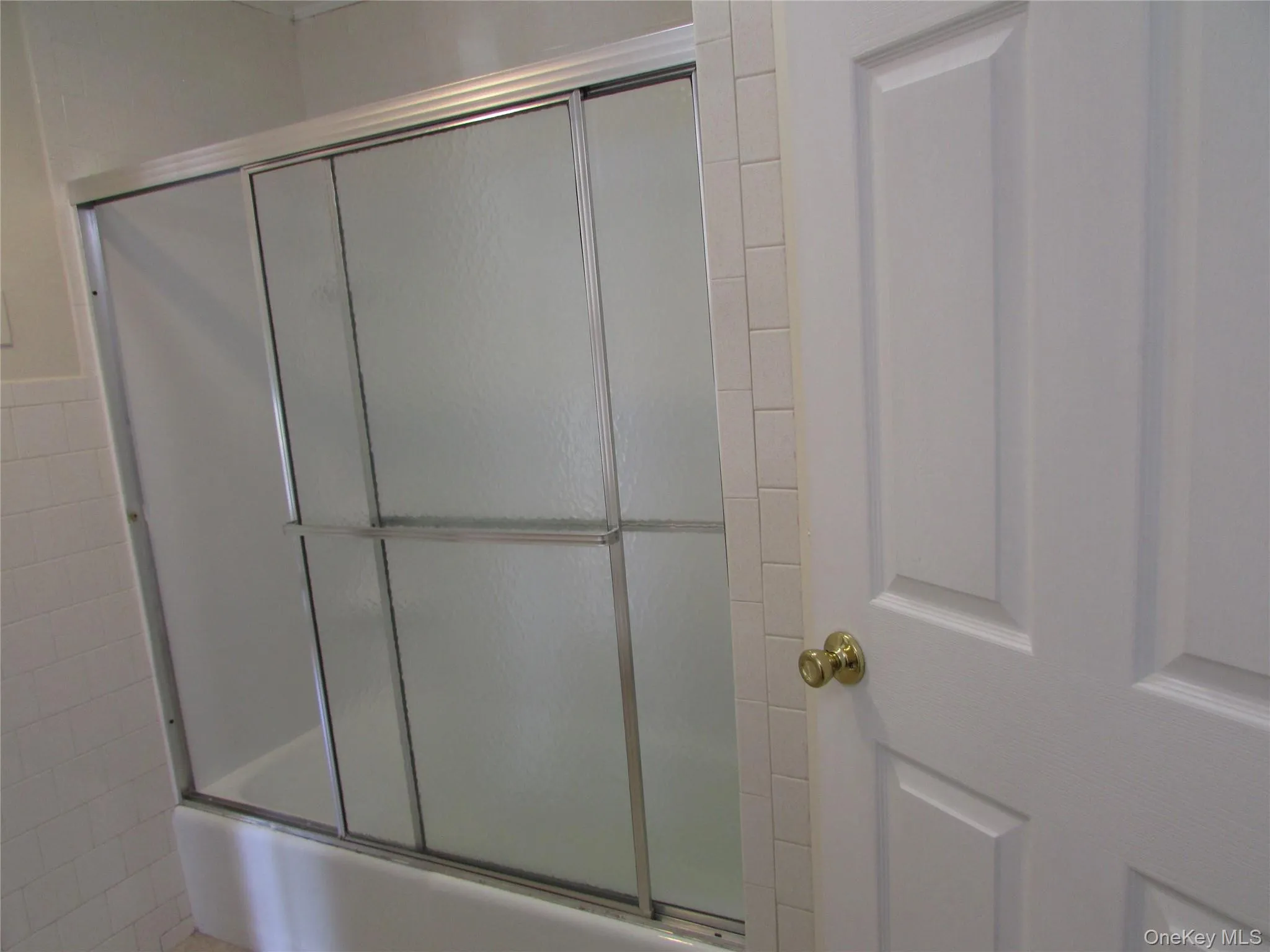 23 Howard Street, Cornwall, NY, 1 Bedroom Bedrooms, 4 Room Rooms,1 BathroomBathrooms,Residential Lease,For Rent,Howard,0,1040823 23 Howard Street, Cornwall, NY, 1 Bedroom Bedrooms, 4 Room Rooms,1 BathroomBathrooms,Residential Lease,For Rent,Howard,0,1040823