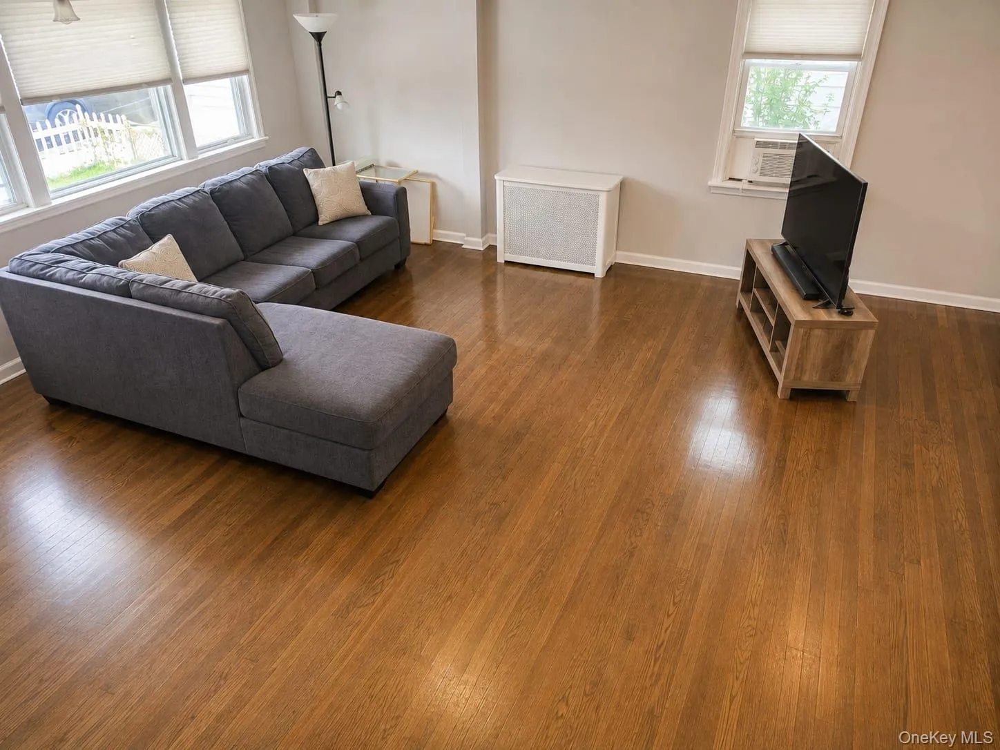485 5th Avenue, Hempstead, NY, 3 Bedrooms Bedrooms, 5 Rooms Rooms,1 BathroomBathrooms,Residential,For Rent,5th,0,1040827 485 5th Avenue, Hempstead, NY, 3 Bedrooms Bedrooms, 5 Rooms Rooms,1 BathroomBathrooms,Residential,For Rent,5th,0,1040827