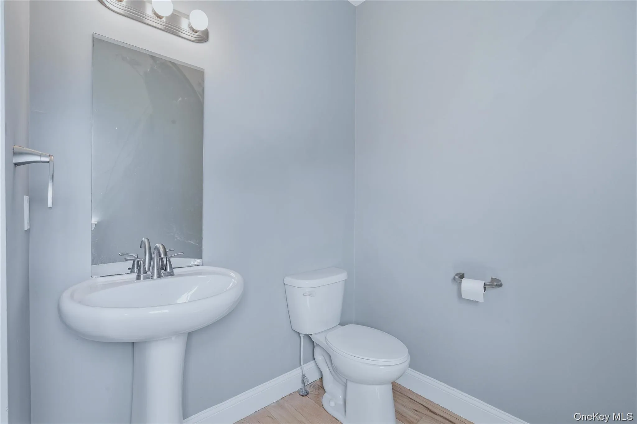 9 Emerson Terrace, Lloyd, NY, 3 Bedrooms Bedrooms, 6 Rooms Rooms,2 BathroomsBathrooms,Residential,For Rent,Emerson,0,1040828 9 Emerson Terrace, Lloyd, NY, 3 Bedrooms Bedrooms, 6 Rooms Rooms,2 BathroomsBathrooms,Residential,For Rent,Emerson,0,1040828