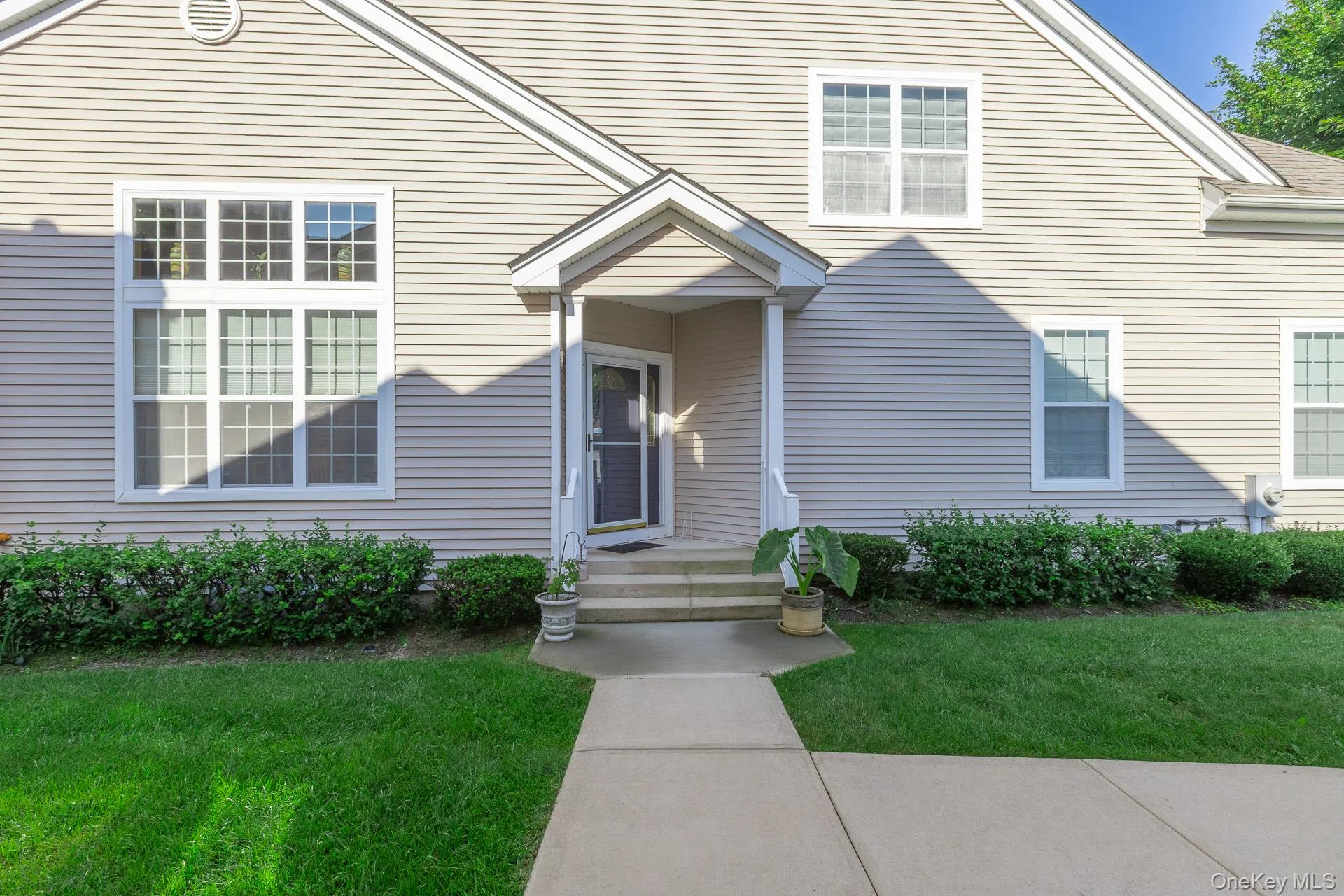 19 Emilie Drive, Brookhaven, NY, 2 Bedrooms Bedrooms, 7 Rooms Rooms,2 BathroomsBathrooms,Residential,For Rent,Emilie,0,1040830 19 Emilie Drive, Brookhaven, NY, 2 Bedrooms Bedrooms, 7 Rooms Rooms,2 BathroomsBathrooms,Residential,For Rent,Emilie,0,1040830
