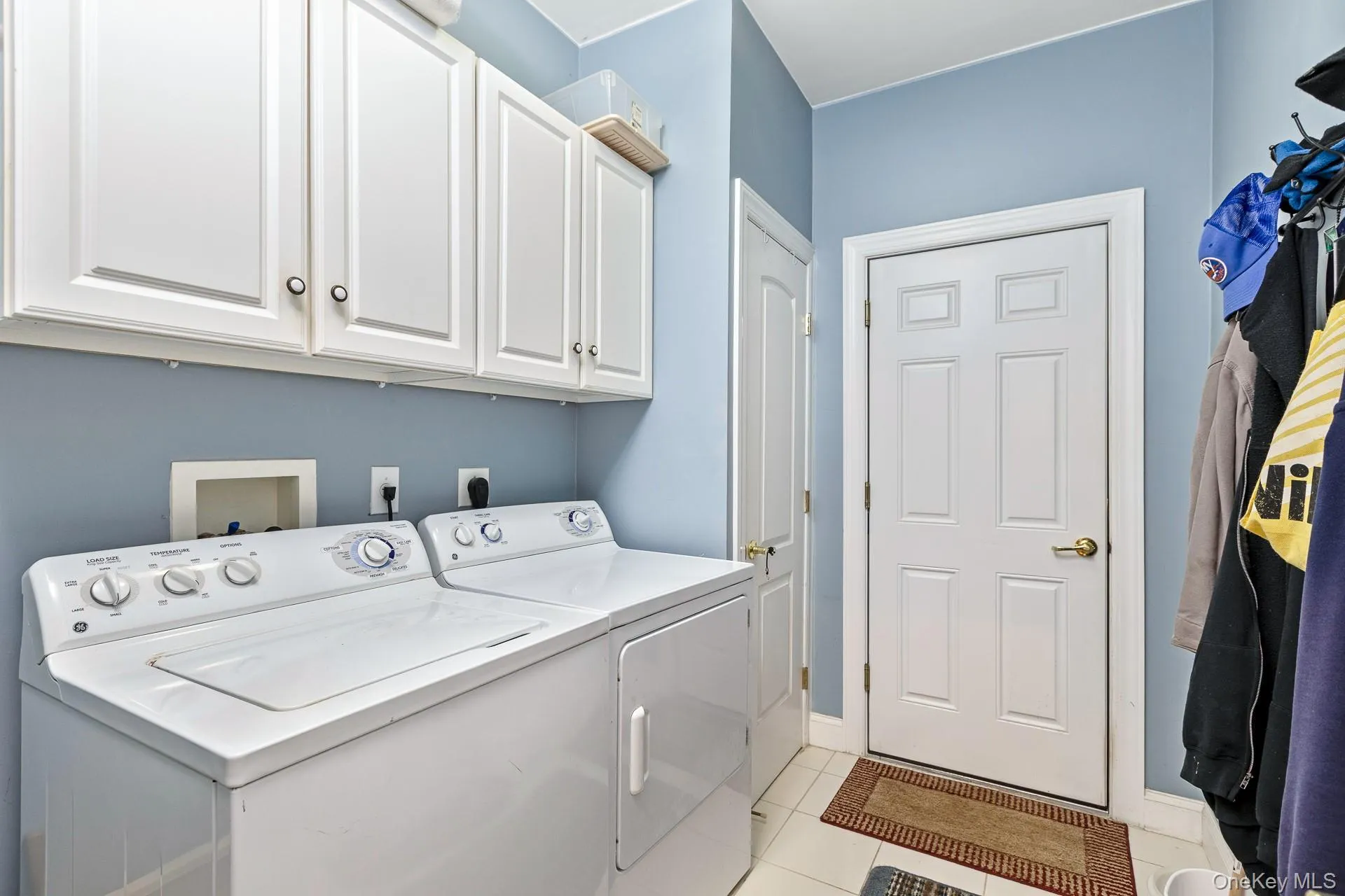19 Emilie Drive, Brookhaven, NY, 2 Bedrooms Bedrooms, 7 Rooms Rooms,2 BathroomsBathrooms,Residential,For Rent,Emilie,0,1040830 19 Emilie Drive, Brookhaven, NY, 2 Bedrooms Bedrooms, 7 Rooms Rooms,2 BathroomsBathrooms,Residential,For Rent,Emilie,0,1040830