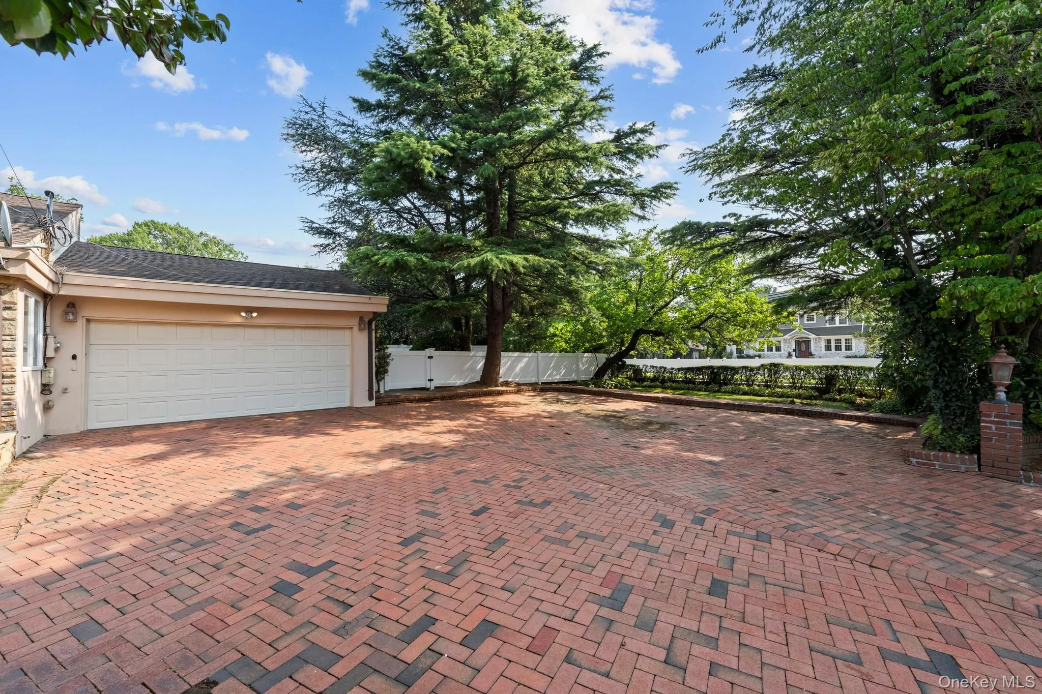 171 Kensington Avenue, Hempstead, NY, 4 Bedrooms Bedrooms, 9 Rooms Rooms,3 BathroomsBathrooms,Residential,For Rent,Kensington,0,1040833 171 Kensington Avenue, Hempstead, NY, 4 Bedrooms Bedrooms, 9 Rooms Rooms,3 BathroomsBathrooms,Residential,For Rent,Kensington,0,1040833
