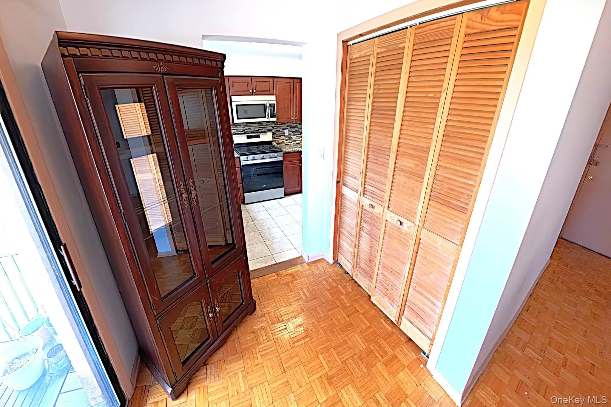 9 Lawrence Park Drive, Orangetown, NY, 2 Bedrooms Bedrooms, 6 Rooms Rooms,1 BathroomBathrooms,Residential,For Rent,Lawrence Park,0,1040836 9 Lawrence Park Drive, Orangetown, NY, 2 Bedrooms Bedrooms, 6 Rooms Rooms,1 BathroomBathrooms,Residential,For Rent,Lawrence Park,0,1040836