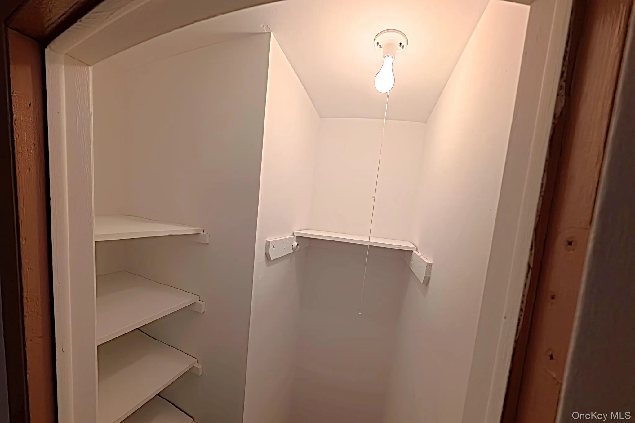 9 Lawrence Park Drive, Orangetown, NY, 2 Bedrooms Bedrooms, 6 Rooms Rooms,1 BathroomBathrooms,Residential,For Rent,Lawrence Park,0,1040836 9 Lawrence Park Drive, Orangetown, NY, 2 Bedrooms Bedrooms, 6 Rooms Rooms,1 BathroomBathrooms,Residential,For Rent,Lawrence Park,0,1040836