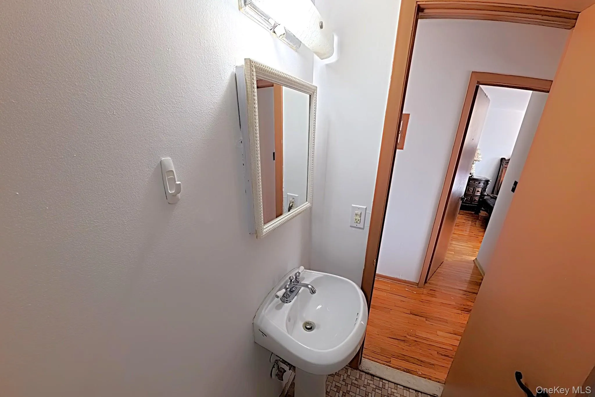 9 Lawrence Park Drive, Orangetown, NY, 2 Bedrooms Bedrooms, 6 Rooms Rooms,1 BathroomBathrooms,Residential,For Rent,Lawrence Park,0,1040836 9 Lawrence Park Drive, Orangetown, NY, 2 Bedrooms Bedrooms, 6 Rooms Rooms,1 BathroomBathrooms,Residential,For Rent,Lawrence Park,0,1040836