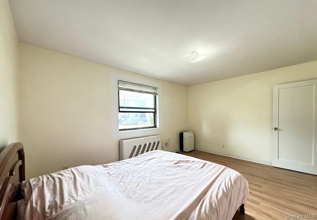 136-33 68th Drive, New York, NY, 2 Bedrooms Bedrooms, 5 Rooms Rooms,1 BathroomBathrooms,Residential,For Rent,68th Drive,0,1040837 136-33 68th Drive, New York, NY, 2 Bedrooms Bedrooms, 5 Rooms Rooms,1 BathroomBathrooms,Residential,For Rent,68th Drive,0,1040837
