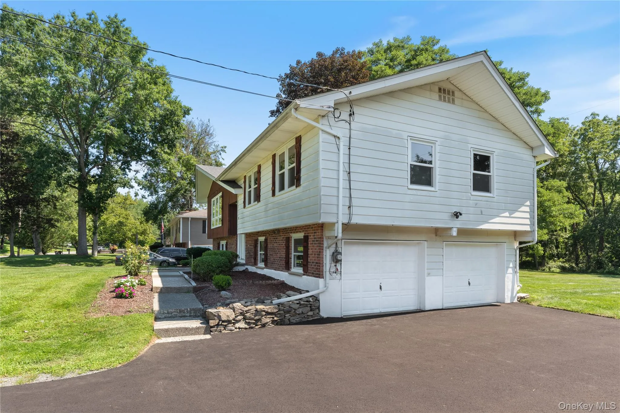 11 Alpert Drive, Wappinger, NY, 3 Bedrooms Bedrooms, 8 Rooms Rooms,2 BathroomsBathrooms,Residential,For Rent,Alpert,0,1040840 11 Alpert Drive, Wappinger, NY, 3 Bedrooms Bedrooms, 8 Rooms Rooms,2 BathroomsBathrooms,Residential,For Rent,Alpert,0,1040840