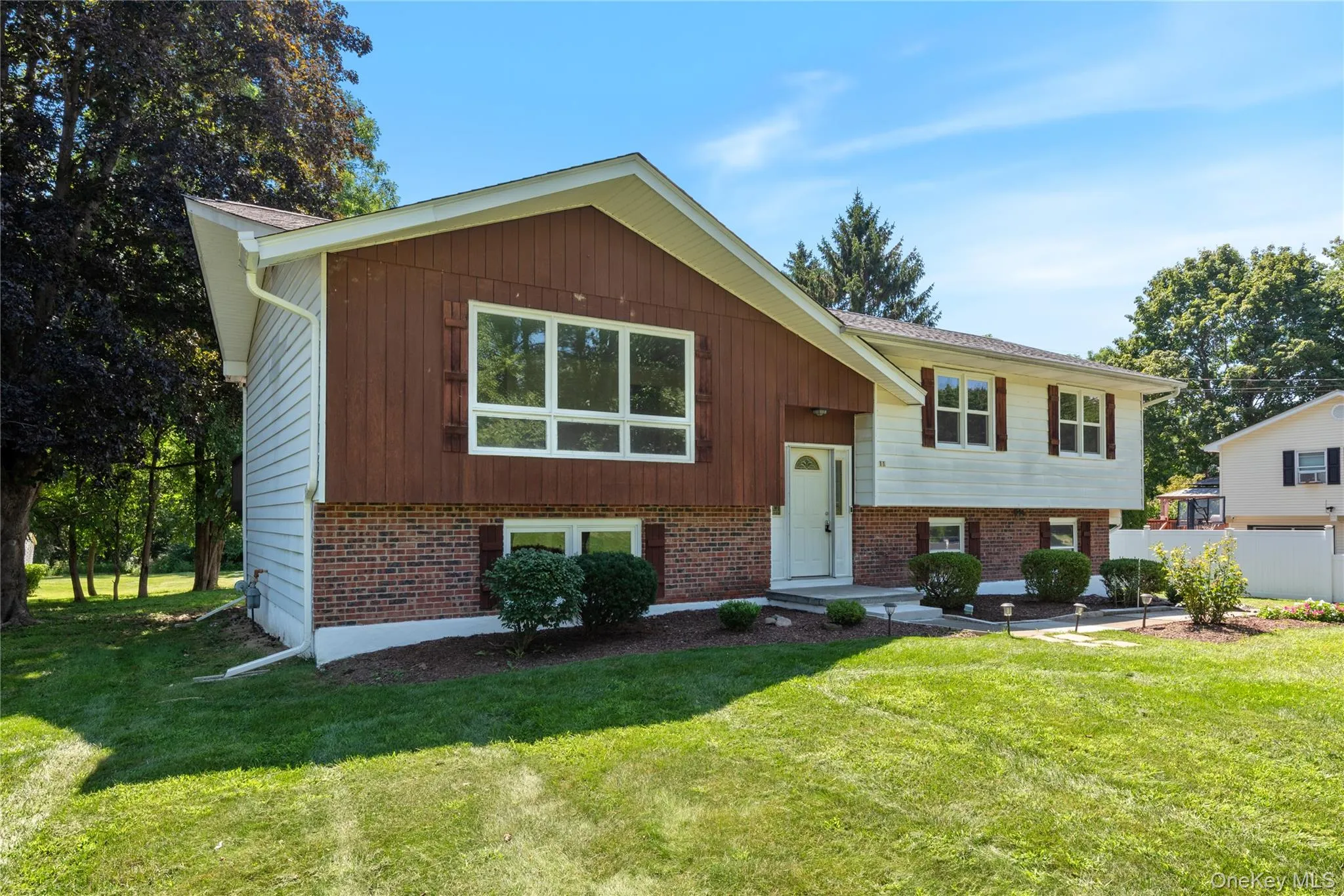 11 Alpert Drive, Wappinger, NY, 3 Bedrooms Bedrooms, 8 Rooms Rooms,2 BathroomsBathrooms,Residential,For Rent,Alpert,0,1040840 11 Alpert Drive, Wappinger, NY, 3 Bedrooms Bedrooms, 8 Rooms Rooms,2 BathroomsBathrooms,Residential,For Rent,Alpert,0,1040840
