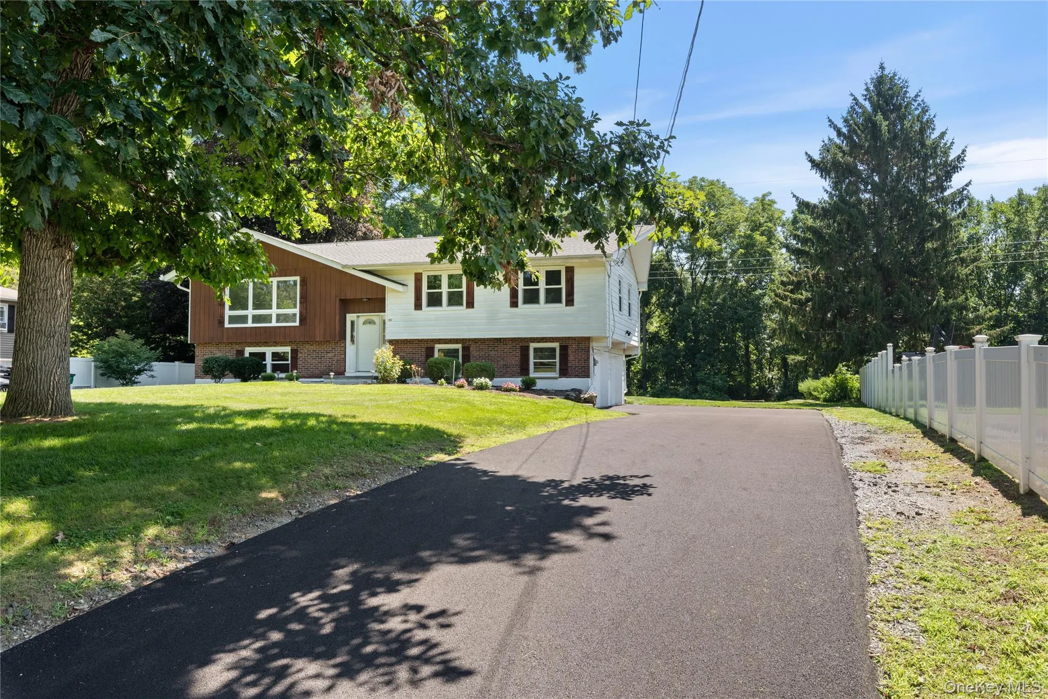 11 Alpert Drive, Wappinger, NY, 3 Bedrooms Bedrooms, 8 Rooms Rooms,2 BathroomsBathrooms,Residential,For Rent,Alpert,0,1040840 11 Alpert Drive, Wappinger, NY, 3 Bedrooms Bedrooms, 8 Rooms Rooms,2 BathroomsBathrooms,Residential,For Rent,Alpert,0,1040840