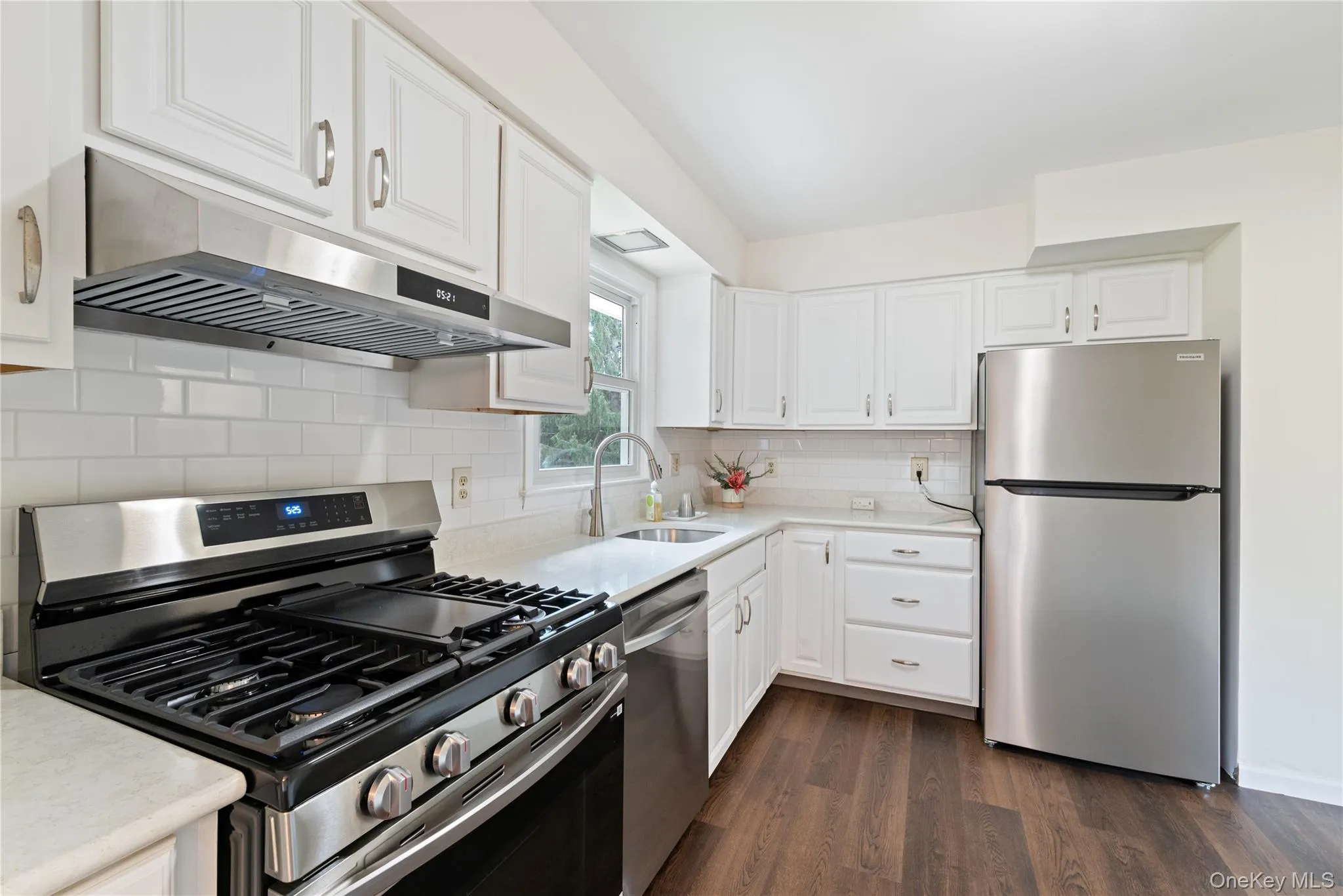 11 Alpert Drive, Wappinger, NY, 3 Bedrooms Bedrooms, 8 Rooms Rooms,2 BathroomsBathrooms,Residential,For Rent,Alpert,0,1040840 11 Alpert Drive, Wappinger, NY, 3 Bedrooms Bedrooms, 8 Rooms Rooms,2 BathroomsBathrooms,Residential,For Rent,Alpert,0,1040840