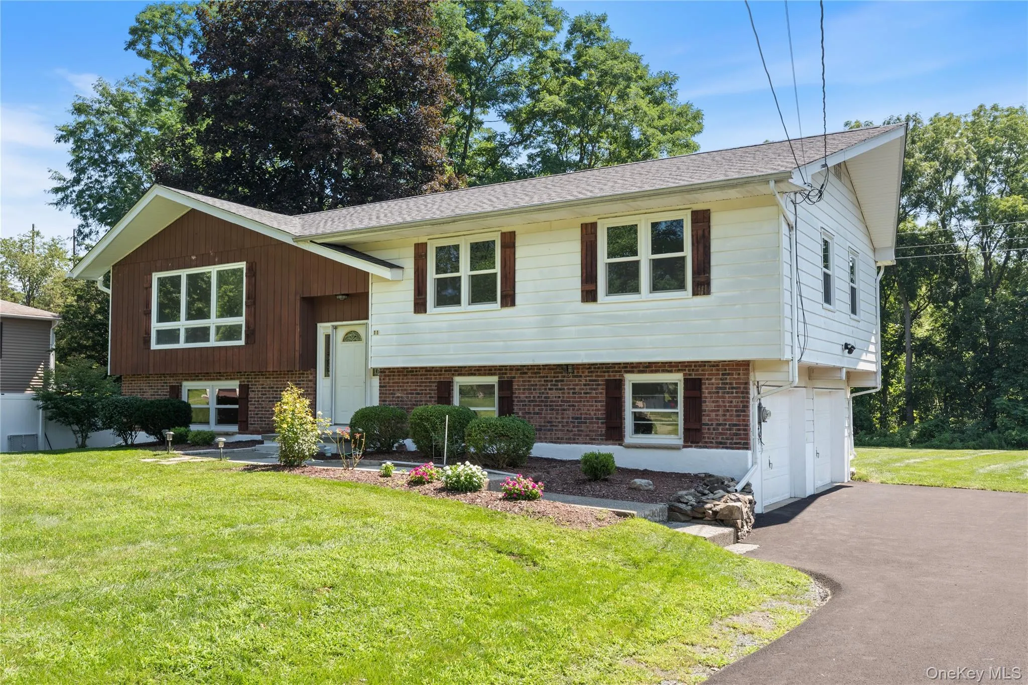 11 Alpert Drive, Wappinger, NY, 3 Bedrooms Bedrooms, 8 Rooms Rooms,2 BathroomsBathrooms,Residential,For Rent,Alpert,0,1040840 11 Alpert Drive, Wappinger, NY, 3 Bedrooms Bedrooms, 8 Rooms Rooms,2 BathroomsBathrooms,Residential,For Rent,Alpert,0,1040840