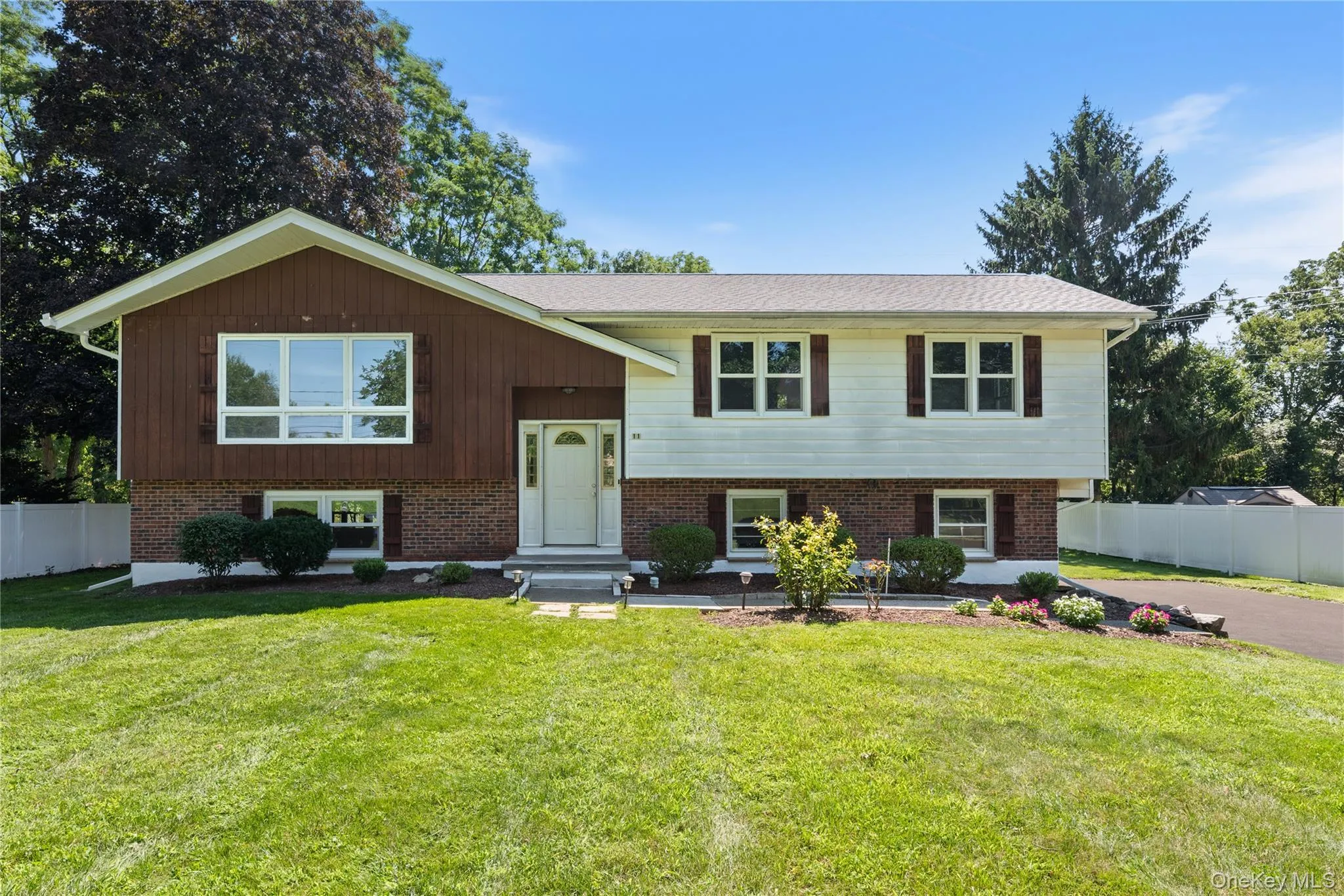 11 Alpert Drive, Wappinger, NY, 3 Bedrooms Bedrooms, 8 Rooms Rooms,2 BathroomsBathrooms,Residential,For Rent,Alpert,0,1040840 11 Alpert Drive, Wappinger, NY, 3 Bedrooms Bedrooms, 8 Rooms Rooms,2 BathroomsBathrooms,Residential,For Rent,Alpert,0,1040840