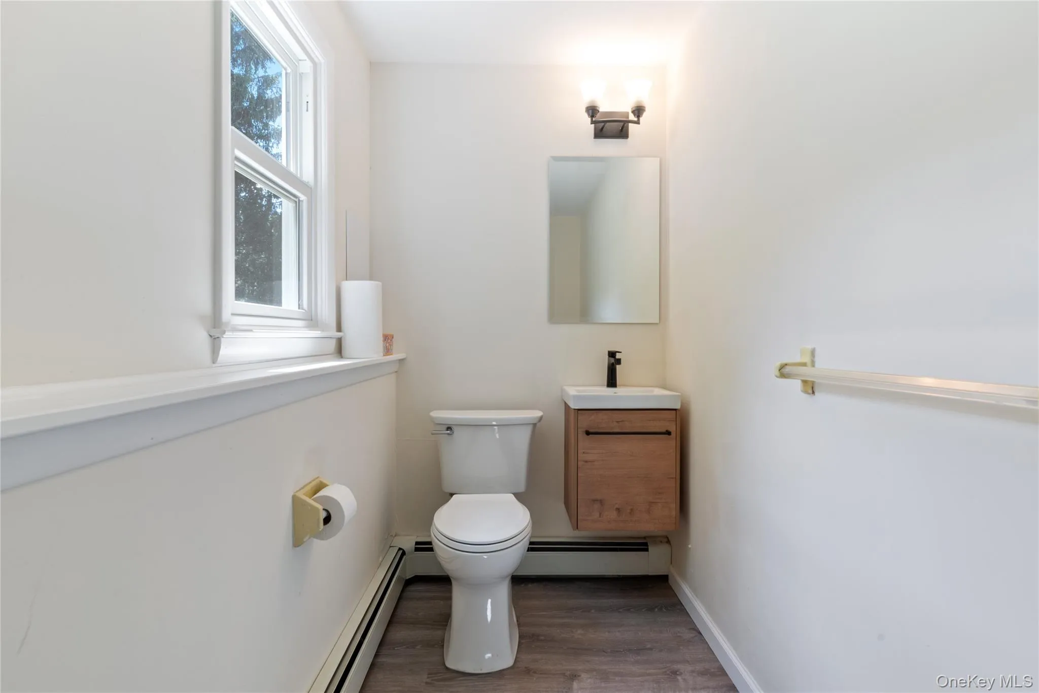 11 Alpert Drive, Wappinger, NY, 3 Bedrooms Bedrooms, 8 Rooms Rooms,2 BathroomsBathrooms,Residential,For Rent,Alpert,0,1040840 11 Alpert Drive, Wappinger, NY, 3 Bedrooms Bedrooms, 8 Rooms Rooms,2 BathroomsBathrooms,Residential,For Rent,Alpert,0,1040840