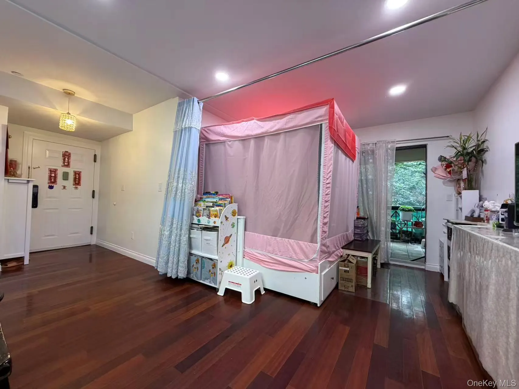 71-19 162nd Street, New York, NY, 2 Bedrooms Bedrooms, 5 Rooms Rooms,2 BathroomsBathrooms,Residential,For Rent,162nd,0,1040854 71-19 162nd Street, New York, NY, 2 Bedrooms Bedrooms, 5 Rooms Rooms,2 BathroomsBathrooms,Residential,For Rent,162nd,0,1040854