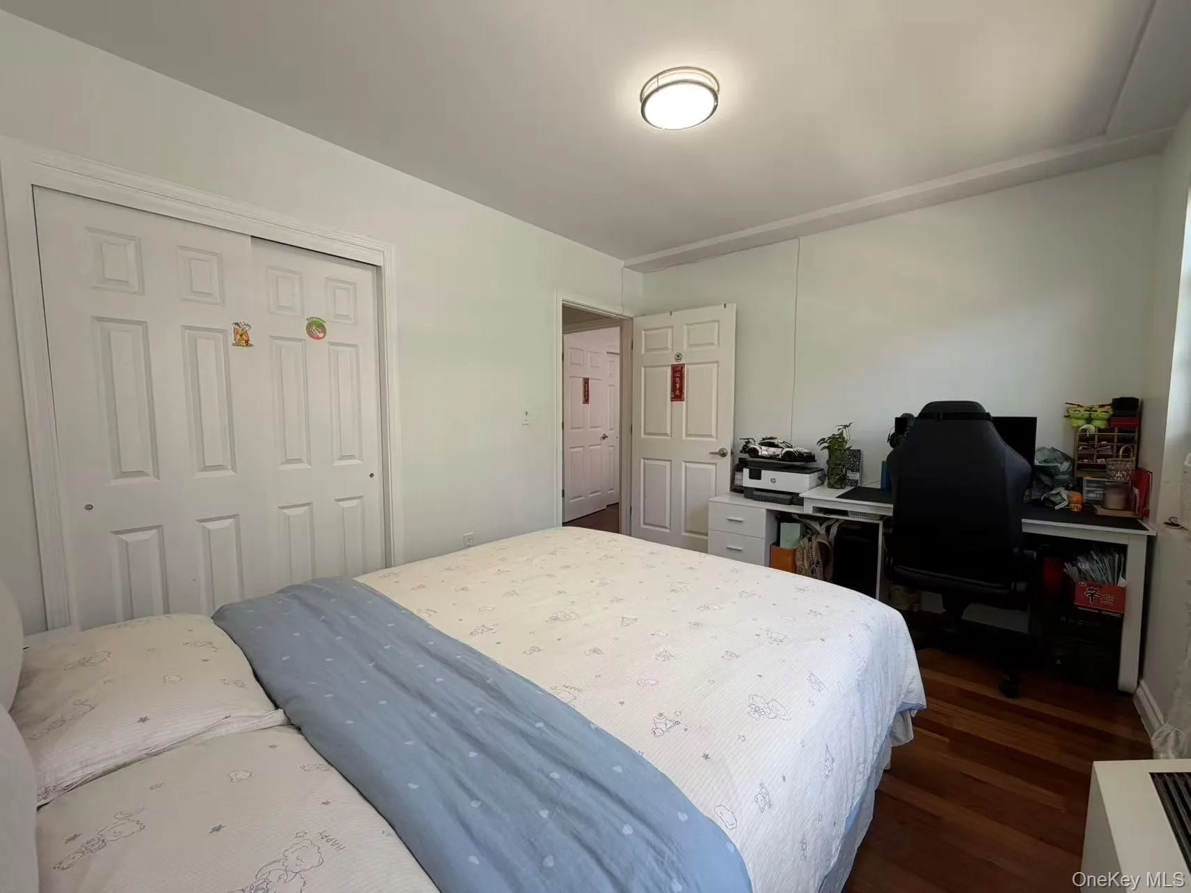 71-19 162nd Street, New York, NY, 2 Bedrooms Bedrooms, 5 Rooms Rooms,2 BathroomsBathrooms,Residential,For Rent,162nd,0,1040854 71-19 162nd Street, New York, NY, 2 Bedrooms Bedrooms, 5 Rooms Rooms,2 BathroomsBathrooms,Residential,For Rent,162nd,0,1040854
