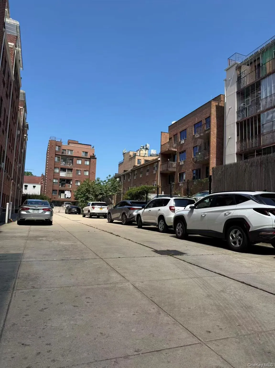 71-19 162nd Street, New York, NY, 2 Bedrooms Bedrooms, 5 Rooms Rooms,2 BathroomsBathrooms,Residential,For Rent,162nd,0,1040854 71-19 162nd Street, New York, NY, 2 Bedrooms Bedrooms, 5 Rooms Rooms,2 BathroomsBathrooms,Residential,For Rent,162nd,0,1040854