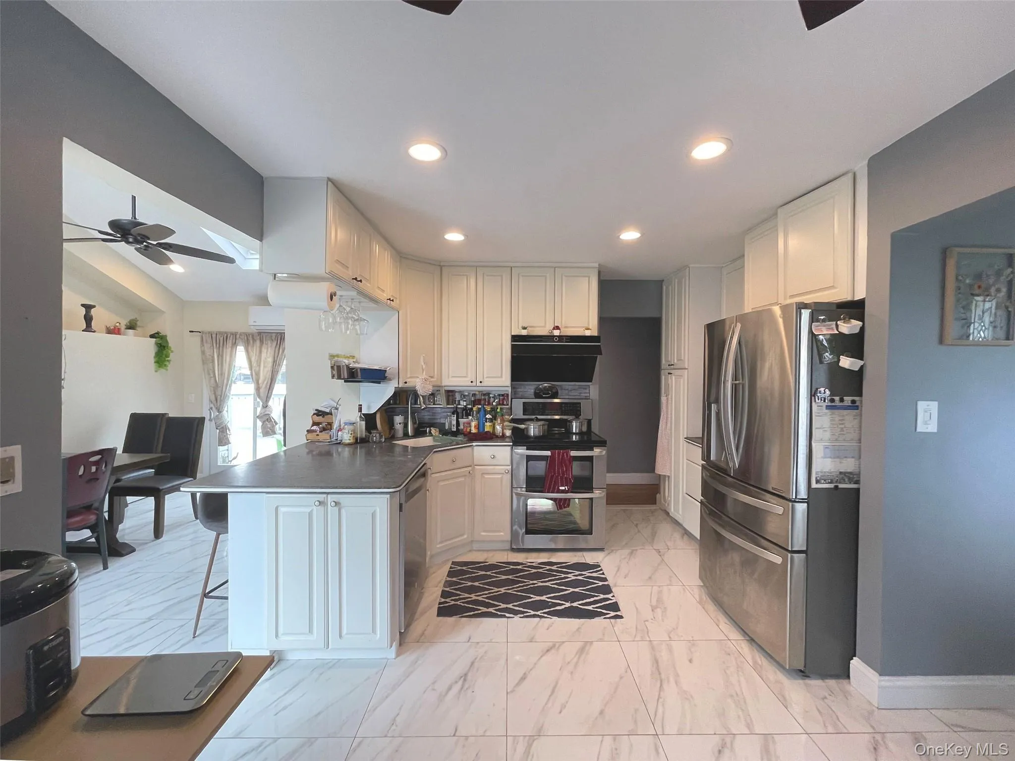 574 Rudwick Place, Hempstead, NY, 5 Bedrooms Bedrooms, 9 Rooms Rooms,3 BathroomsBathrooms,Residential,For Rent,Rudwick,0,1040859 574 Rudwick Place, Hempstead, NY, 5 Bedrooms Bedrooms, 9 Rooms Rooms,3 BathroomsBathrooms,Residential,For Rent,Rudwick,0,1040859