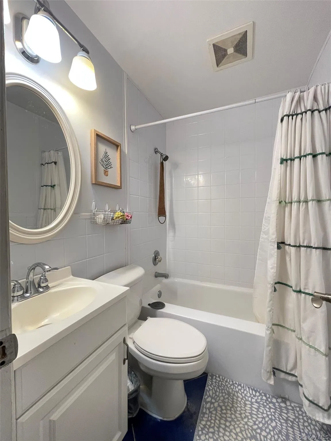 574 Rudwick Place, Hempstead, NY, 5 Bedrooms Bedrooms, 9 Rooms Rooms,3 BathroomsBathrooms,Residential,For Rent,Rudwick,0,1040859 574 Rudwick Place, Hempstead, NY, 5 Bedrooms Bedrooms, 9 Rooms Rooms,3 BathroomsBathrooms,Residential,For Rent,Rudwick,0,1040859