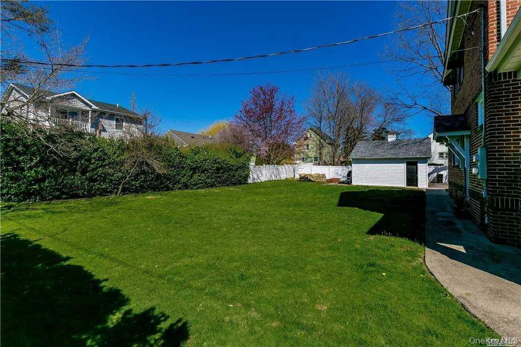 16 Union Avenue, Oyster Bay, NY, 3 Bedrooms Bedrooms, 6 Rooms Rooms,2 BathroomsBathrooms,Residential Lease,For Rent,Union,0,1040865 16 Union Avenue, Oyster Bay, NY, 3 Bedrooms Bedrooms, 6 Rooms Rooms,2 BathroomsBathrooms,Residential Lease,For Rent,Union,0,1040865