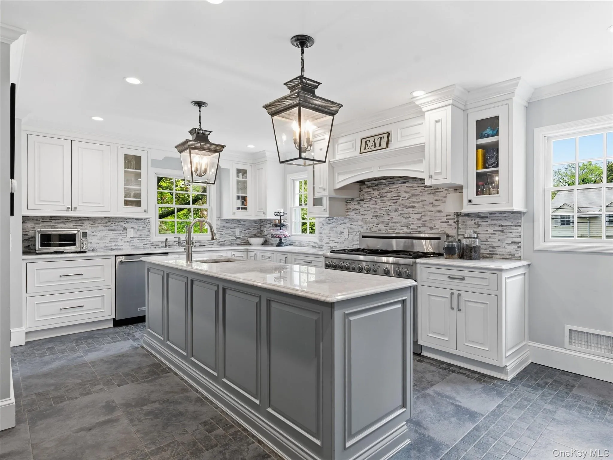 140 Remington Road, North Hempstead, NY, 4 Bedrooms Bedrooms, 10 Rooms Rooms,3 BathroomsBathrooms,Residential,For Rent,Remington,0,1040866 140 Remington Road, North Hempstead, NY, 4 Bedrooms Bedrooms, 10 Rooms Rooms,3 BathroomsBathrooms,Residential,For Rent,Remington,0,1040866
