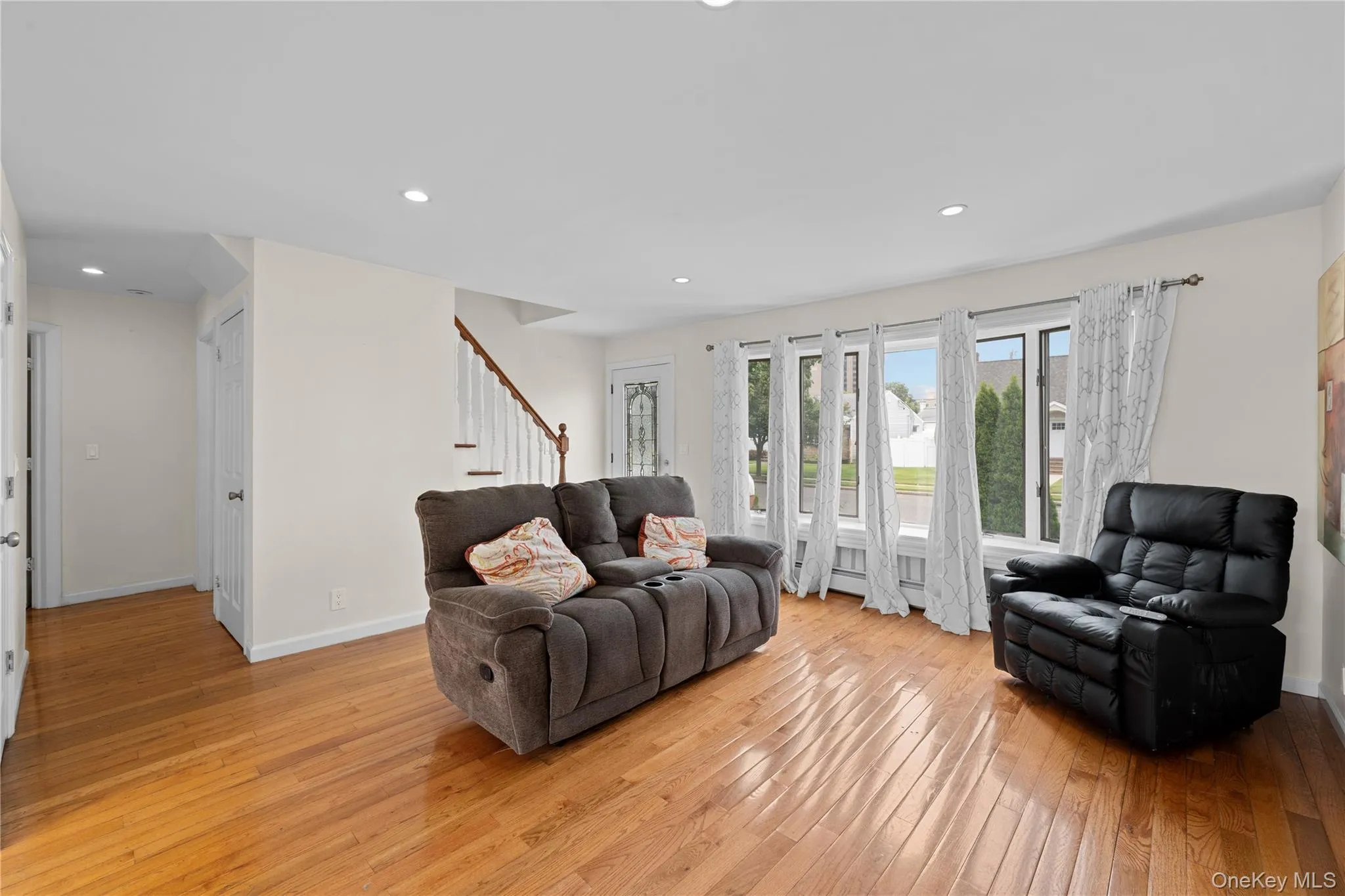 78 Pengon Circle, Hempstead, NY, 4 Bedrooms Bedrooms, 10 Rooms Rooms,3 BathroomsBathrooms,Residential,For Rent,Pengon,0,1040869 78 Pengon Circle, Hempstead, NY, 4 Bedrooms Bedrooms, 10 Rooms Rooms,3 BathroomsBathrooms,Residential,For Rent,Pengon,0,1040869