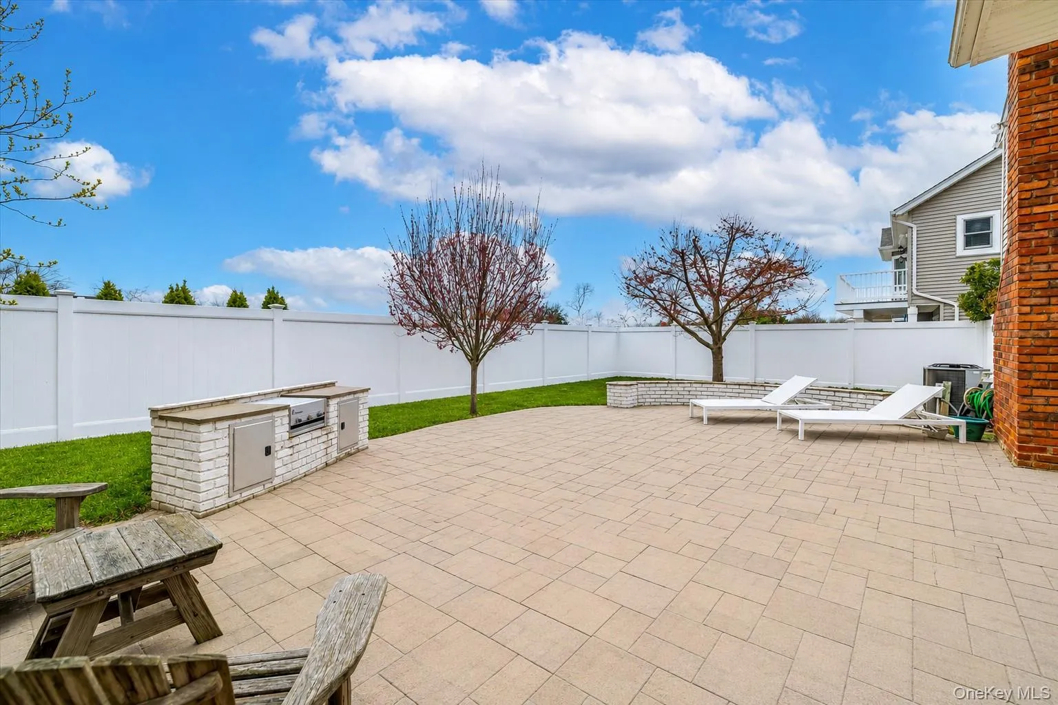 29 Donna Lane, Hempstead, NY, 4 Bedrooms Bedrooms, 9 Rooms Rooms,2 BathroomsBathrooms,Residential,For Rent,Donna,0,1040870 29 Donna Lane, Hempstead, NY, 4 Bedrooms Bedrooms, 9 Rooms Rooms,2 BathroomsBathrooms,Residential,For Rent,Donna,0,1040870