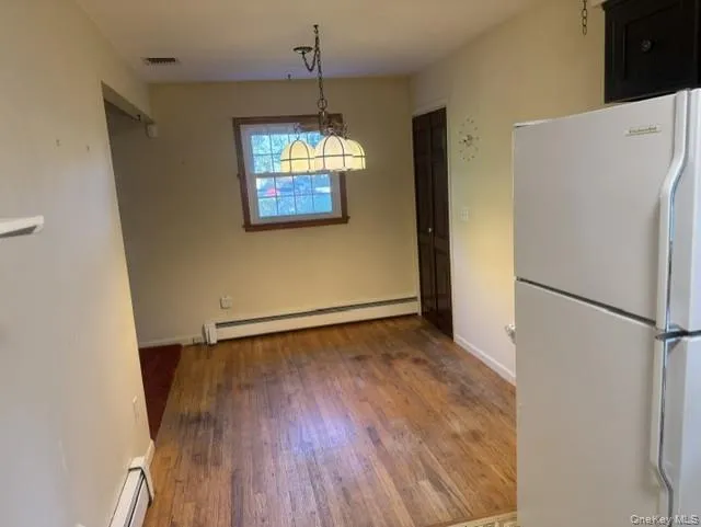 149 Locust Drive, Brookhaven, NY, 3 Bedrooms Bedrooms, 6 Rooms Rooms,1 BathroomBathrooms,Residential,For Rent,Locust,0,1040873 149 Locust Drive, Brookhaven, NY, 3 Bedrooms Bedrooms, 6 Rooms Rooms,1 BathroomBathrooms,Residential,For Rent,Locust,0,1040873