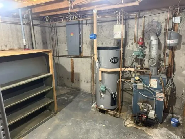 149 Locust Drive, Brookhaven, NY, 3 Bedrooms Bedrooms, 6 Rooms Rooms,1 BathroomBathrooms,Residential,For Rent,Locust,0,1040873 149 Locust Drive, Brookhaven, NY, 3 Bedrooms Bedrooms, 6 Rooms Rooms,1 BathroomBathrooms,Residential,For Rent,Locust,0,1040873