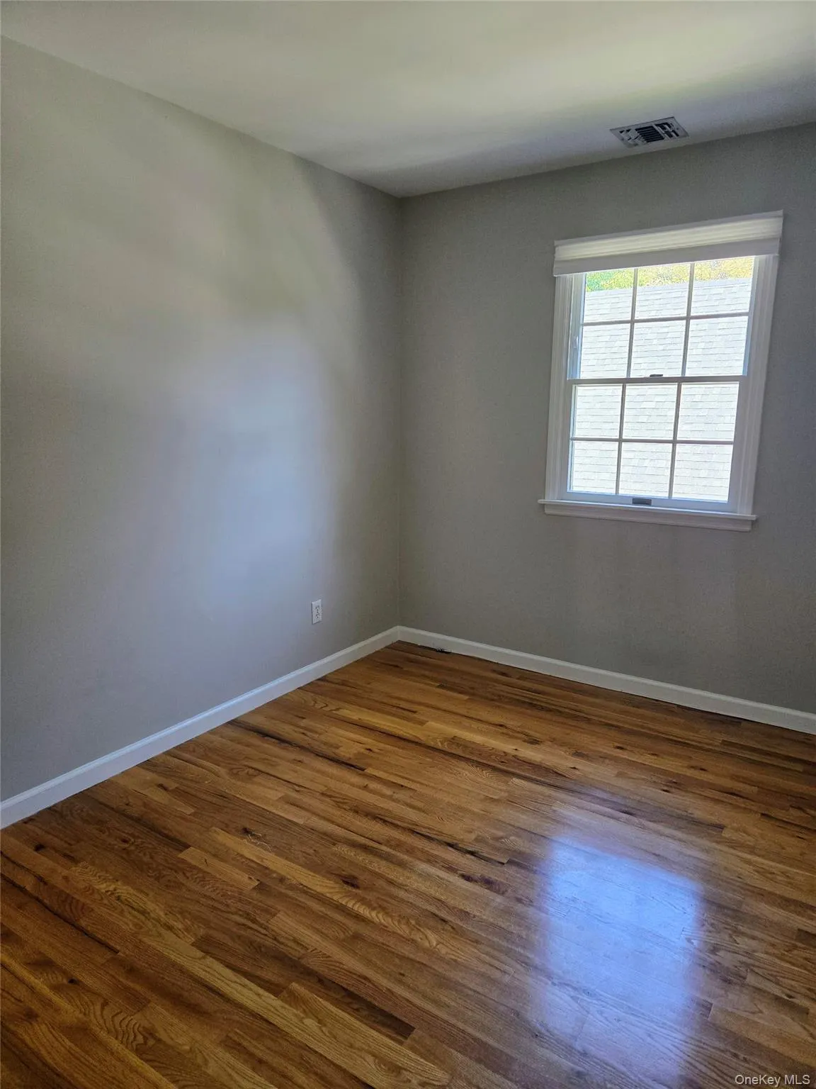 56 Linwood Road, North Hempstead, NY, 2 Bedrooms Bedrooms, 5 Rooms Rooms,2 BathroomsBathrooms,Residential Lease,For Rent,Linwood,0,1040881 56 Linwood Road, North Hempstead, NY, 2 Bedrooms Bedrooms, 5 Rooms Rooms,2 BathroomsBathrooms,Residential Lease,For Rent,Linwood,0,1040881