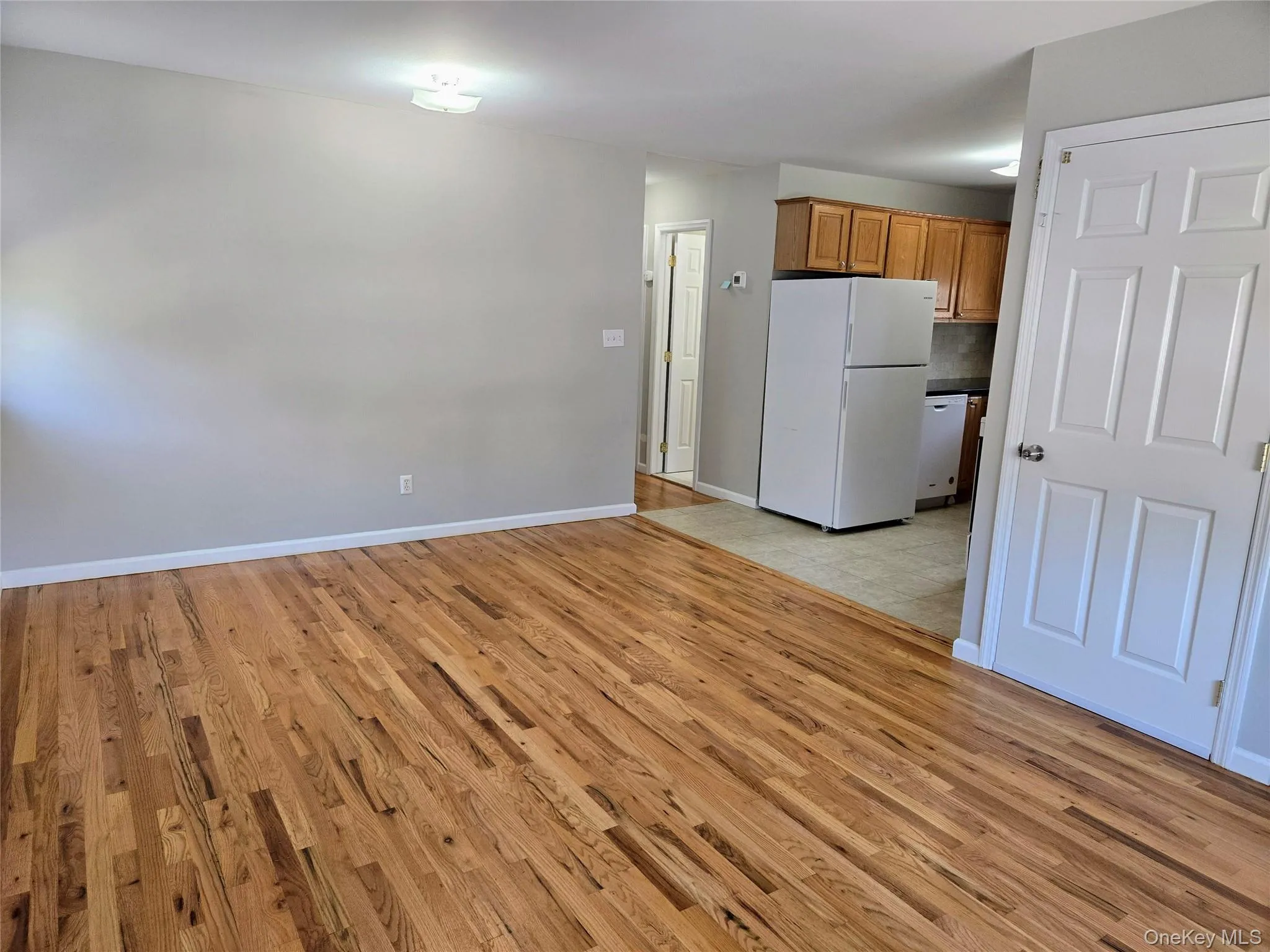 56 Linwood Road, North Hempstead, NY, 2 Bedrooms Bedrooms, 5 Rooms Rooms,2 BathroomsBathrooms,Residential Lease,For Rent,Linwood,0,1040881 56 Linwood Road, North Hempstead, NY, 2 Bedrooms Bedrooms, 5 Rooms Rooms,2 BathroomsBathrooms,Residential Lease,For Rent,Linwood,0,1040881