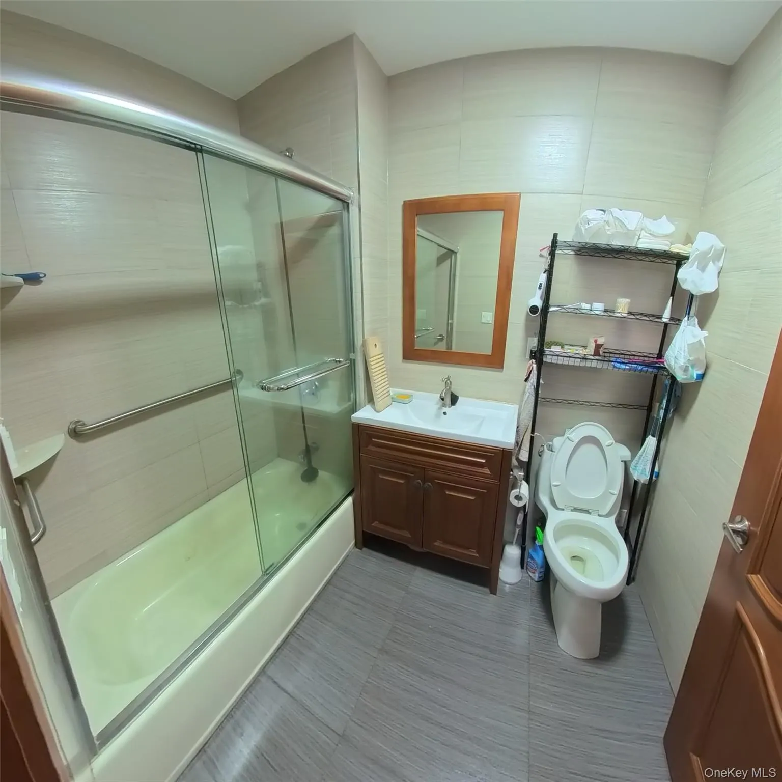 144-69 Barclay Avenue, New York, NY, 2 Bedrooms Bedrooms, 4 Rooms Rooms,2 BathroomsBathrooms,Residential,For Rent,Barclay,0,1040882 144-69 Barclay Avenue, New York, NY, 2 Bedrooms Bedrooms, 4 Rooms Rooms,2 BathroomsBathrooms,Residential,For Rent,Barclay,0,1040882