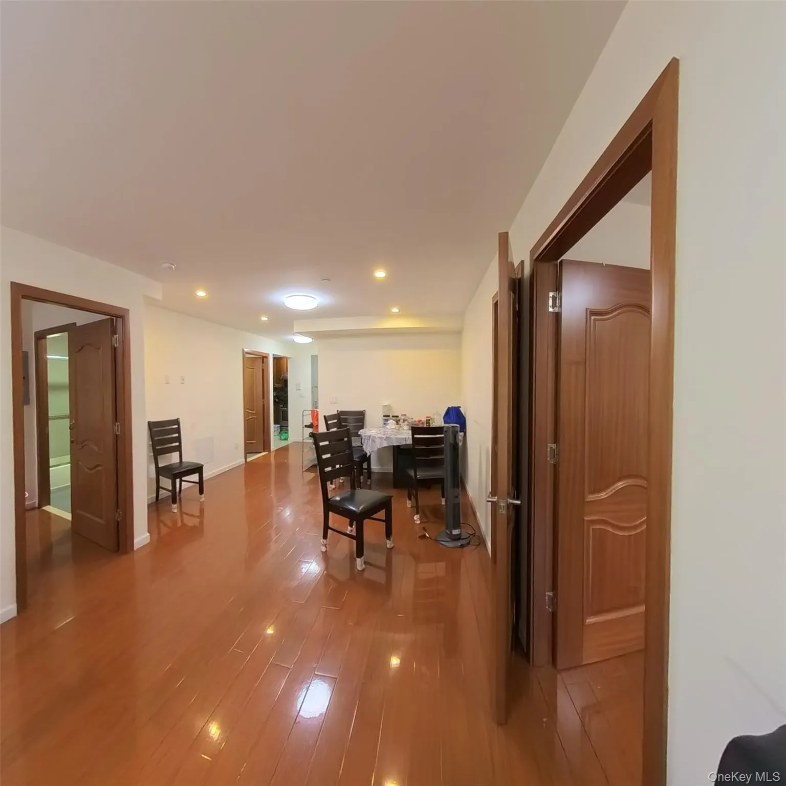 144-69 Barclay Avenue, New York, NY, 2 Bedrooms Bedrooms, 4 Rooms Rooms,2 BathroomsBathrooms,Residential,For Rent,Barclay,0,1040882 144-69 Barclay Avenue, New York, NY, 2 Bedrooms Bedrooms, 4 Rooms Rooms,2 BathroomsBathrooms,Residential,For Rent,Barclay,0,1040882