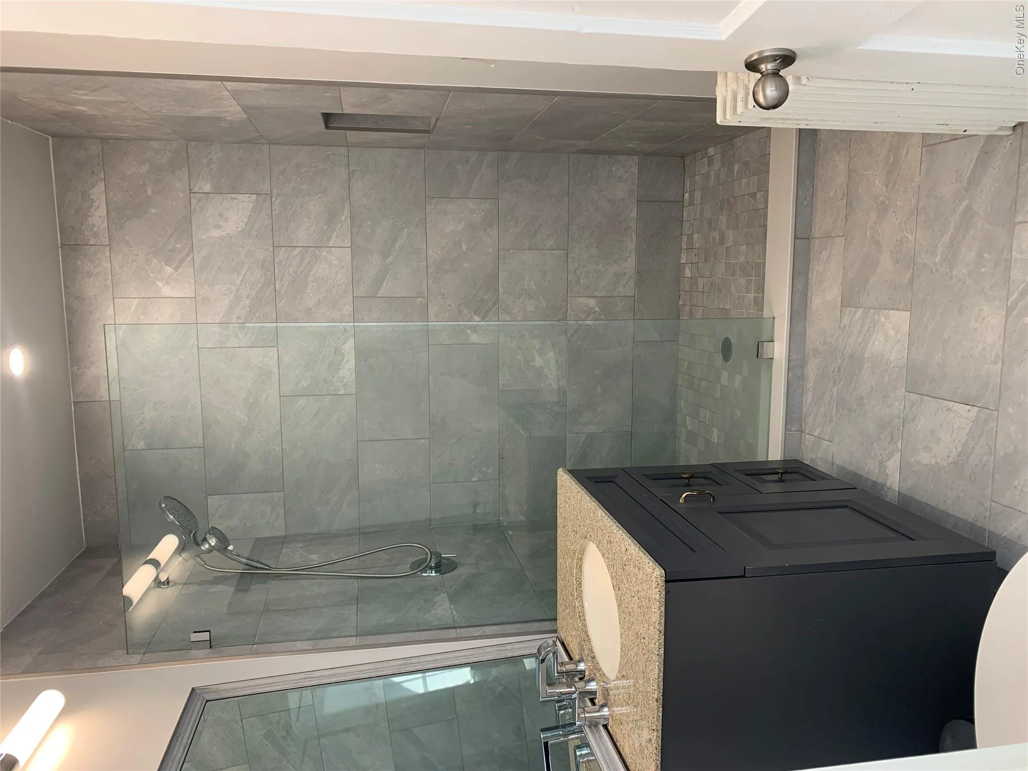 185 Forest Avenue, Oyster Bay, NY, 1 Bedroom Bedrooms, 4 Rooms Rooms,1 BathroomBathrooms,Residential Lease,For Rent,Forest Avenue,0,1040885 185 Forest Avenue, Oyster Bay, NY, 1 Bedroom Bedrooms, 4 Rooms Rooms,1 BathroomBathrooms,Residential Lease,For Rent,Forest Avenue,0,1040885