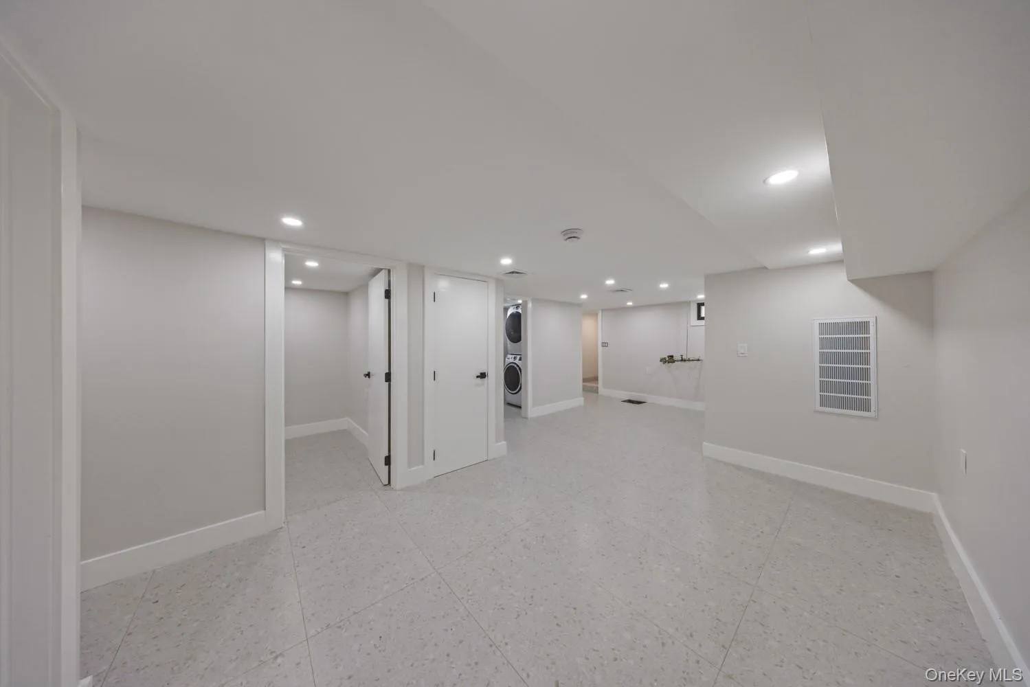 114-11 202nd Street, New York, NY, 3 Bedrooms Bedrooms, 6 Rooms Rooms,2 BathroomsBathrooms,Residential,For Rent,202nd,0,1040891 114-11 202nd Street, New York, NY, 3 Bedrooms Bedrooms, 6 Rooms Rooms,2 BathroomsBathrooms,Residential,For Rent,202nd,0,1040891