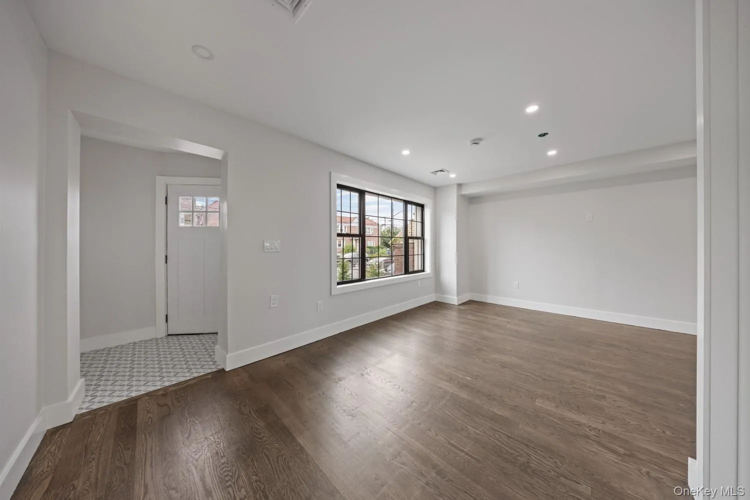 114-11 202nd Street, New York, NY, 3 Bedrooms Bedrooms, 6 Rooms Rooms,2 BathroomsBathrooms,Residential,For Rent,202nd,0,1040891 114-11 202nd Street, New York, NY, 3 Bedrooms Bedrooms, 6 Rooms Rooms,2 BathroomsBathrooms,Residential,For Rent,202nd,0,1040891