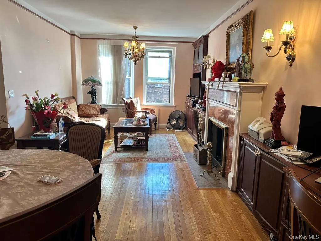 8 Barstow Road, North Hempstead, NY, 1 Bedroom Bedrooms, 4 Rooms Rooms,1 BathroomBathrooms,Residential,For Rent,Barstow,0,1040899 8 Barstow Road, North Hempstead, NY, 1 Bedroom Bedrooms, 4 Rooms Rooms,1 BathroomBathrooms,Residential,For Rent,Barstow,0,1040899