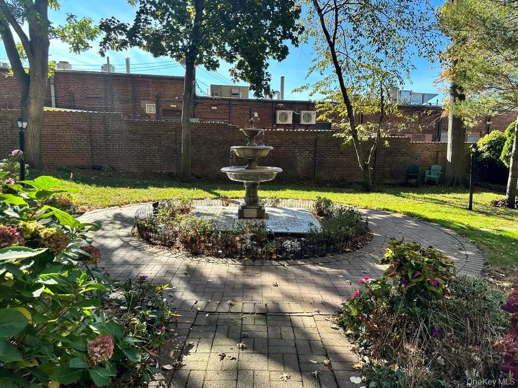 8 Barstow Road, North Hempstead, NY, 1 Bedroom Bedrooms, 4 Rooms Rooms,1 BathroomBathrooms,Residential,For Rent,Barstow,0,1040899 8 Barstow Road, North Hempstead, NY, 1 Bedroom Bedrooms, 4 Rooms Rooms,1 BathroomBathrooms,Residential,For Rent,Barstow,0,1040899
