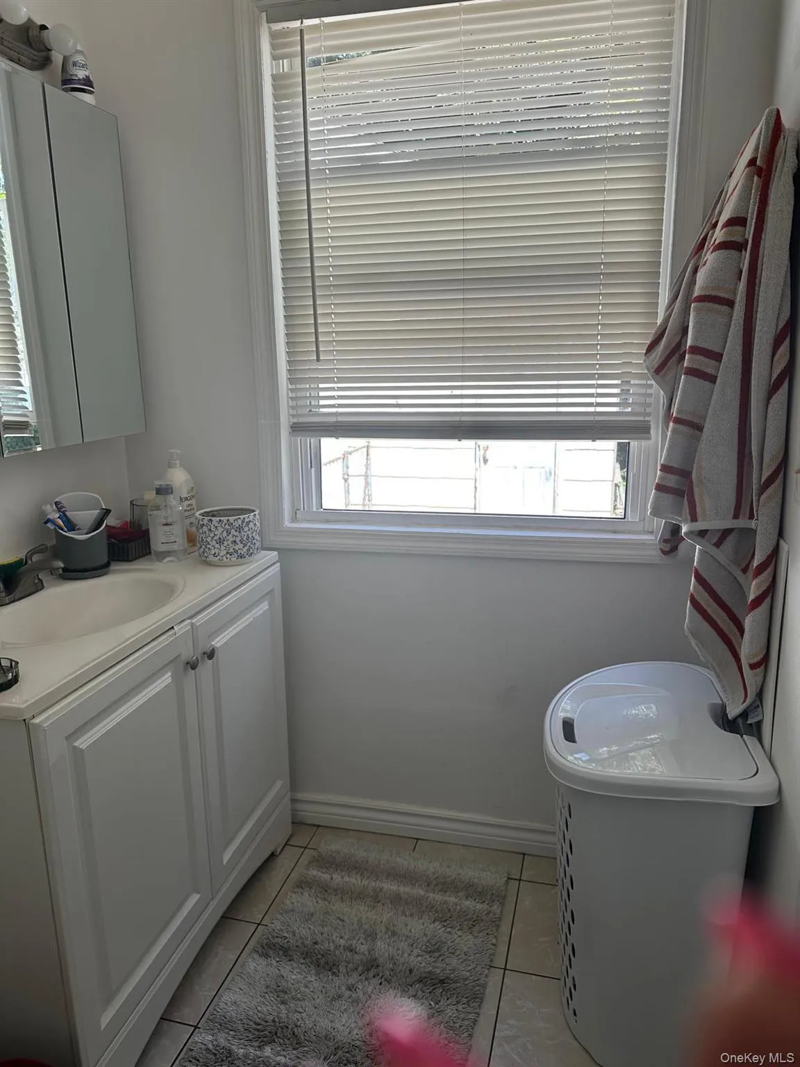 8 Lewis Street, Oyster Bay, NY, 2 Bedrooms Bedrooms, 4 Rooms Rooms,1 BathroomBathrooms,Residential Lease,For Rent,Lewis,0,1040904 8 Lewis Street, Oyster Bay, NY, 2 Bedrooms Bedrooms, 4 Rooms Rooms,1 BathroomBathrooms,Residential Lease,For Rent,Lewis,0,1040904