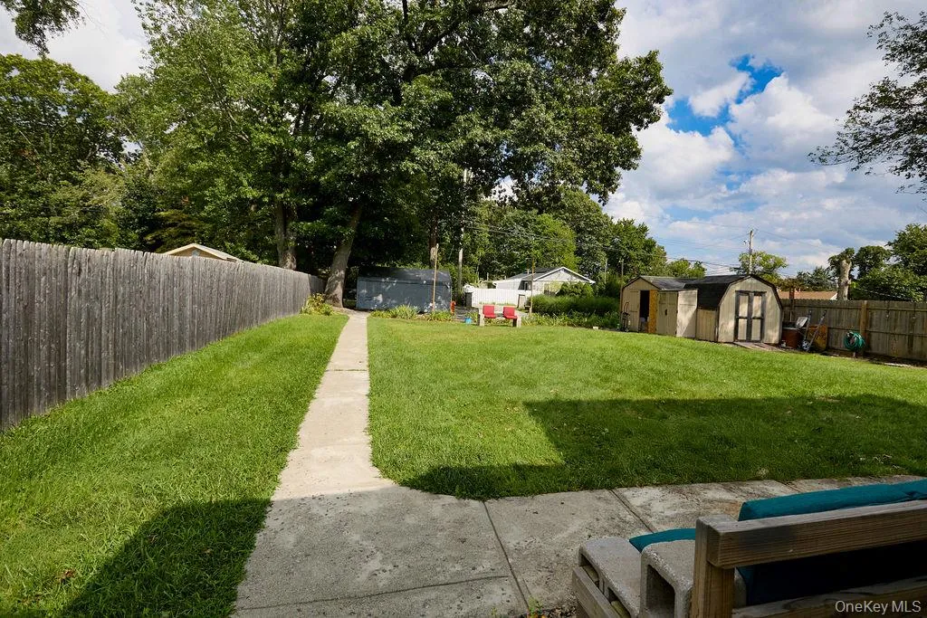 90 Walnut Road, Cortlandt, NY, 4 Bedrooms Bedrooms, 6 Rooms Rooms,2 BathroomsBathrooms,Residential,For Rent,Walnut,0,1040911 90 Walnut Road, Cortlandt, NY, 4 Bedrooms Bedrooms, 6 Rooms Rooms,2 BathroomsBathrooms,Residential,For Rent,Walnut,0,1040911