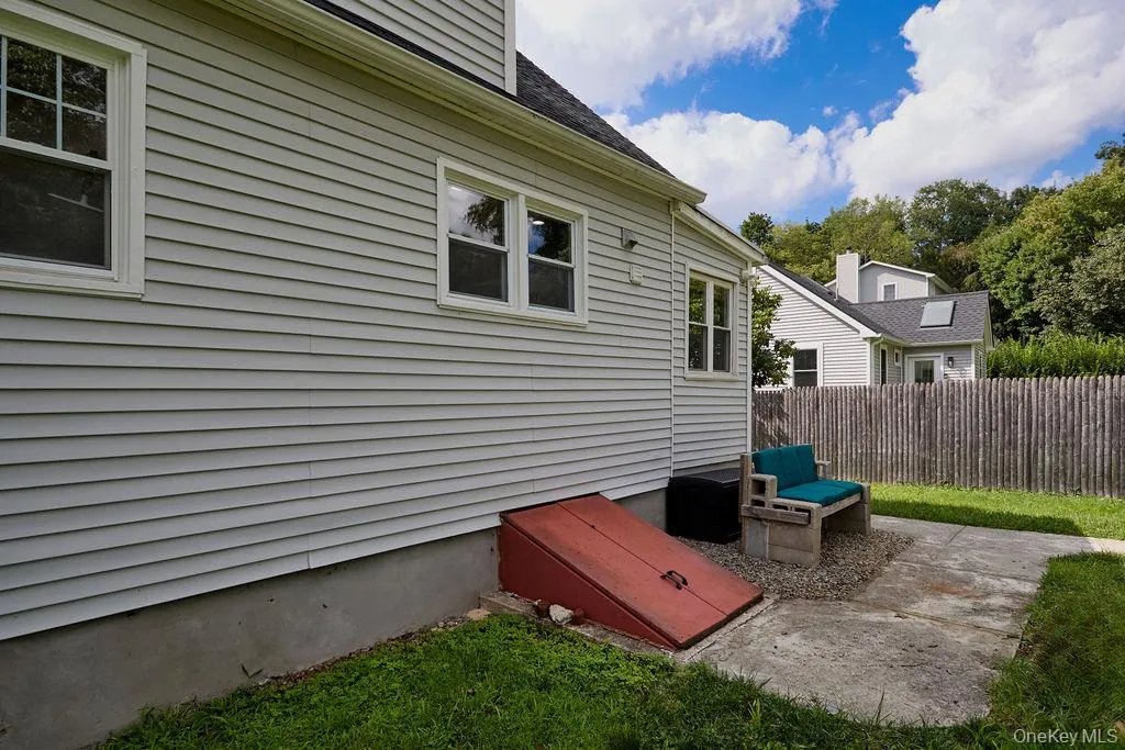 90 Walnut Road, Cortlandt, NY, 4 Bedrooms Bedrooms, 6 Rooms Rooms,2 BathroomsBathrooms,Residential,For Rent,Walnut,0,1040911 90 Walnut Road, Cortlandt, NY, 4 Bedrooms Bedrooms, 6 Rooms Rooms,2 BathroomsBathrooms,Residential,For Rent,Walnut,0,1040911