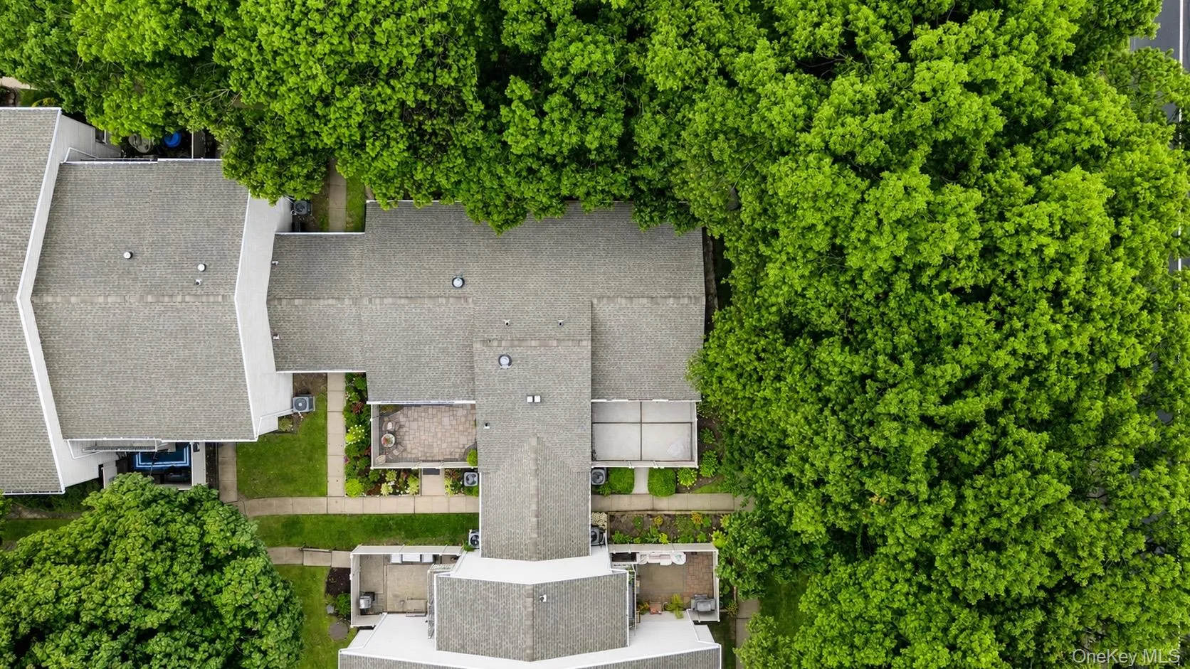 236 Springmeadow Drive, Islip, NY, 2 Bedrooms Bedrooms, 6 Rooms Rooms,1 BathroomBathrooms,Residential,For Rent,Springmeadow,0,1040917 236 Springmeadow Drive, Islip, NY, 2 Bedrooms Bedrooms, 6 Rooms Rooms,1 BathroomBathrooms,Residential,For Rent,Springmeadow,0,1040917