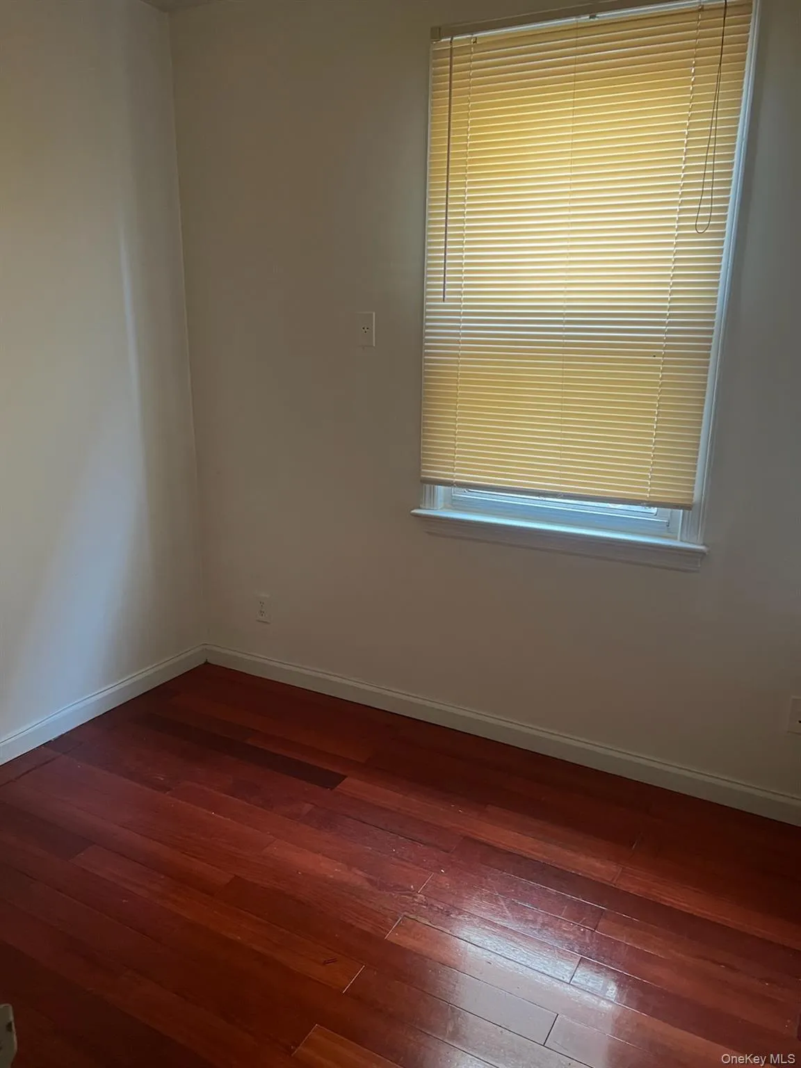 13028 58th Road, New York, NY, 3 Bedrooms Bedrooms, 5 Rooms Rooms,1 BathroomBathrooms,Residential Lease,For Rent,58th,0,1040919 13028 58th Road, New York, NY, 3 Bedrooms Bedrooms, 5 Rooms Rooms,1 BathroomBathrooms,Residential Lease,For Rent,58th,0,1040919